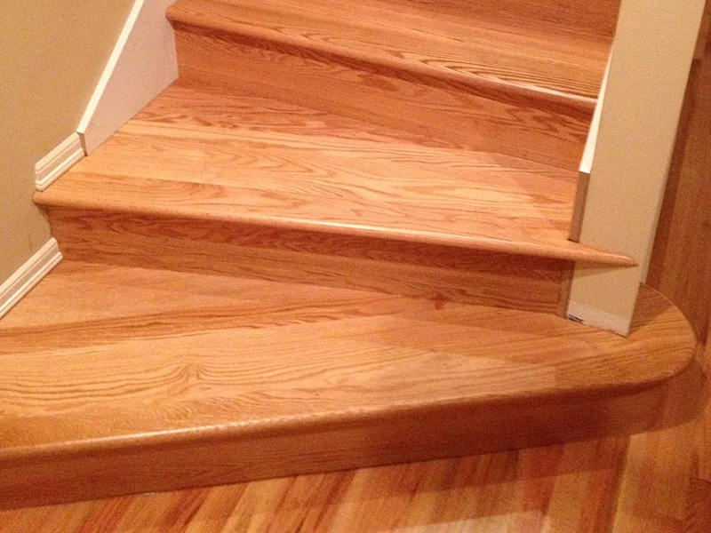 red-oak-stairs-site-finished.jpg