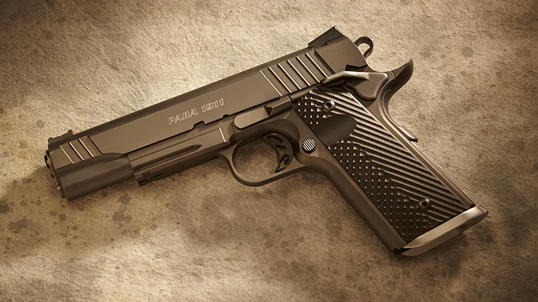 student-courses-pistol-02.jpg