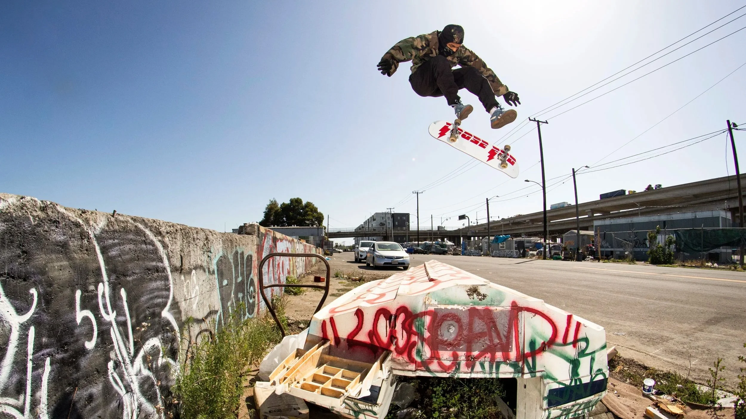 Jamarza+Reed+Heelflip+Full+Res.jpg