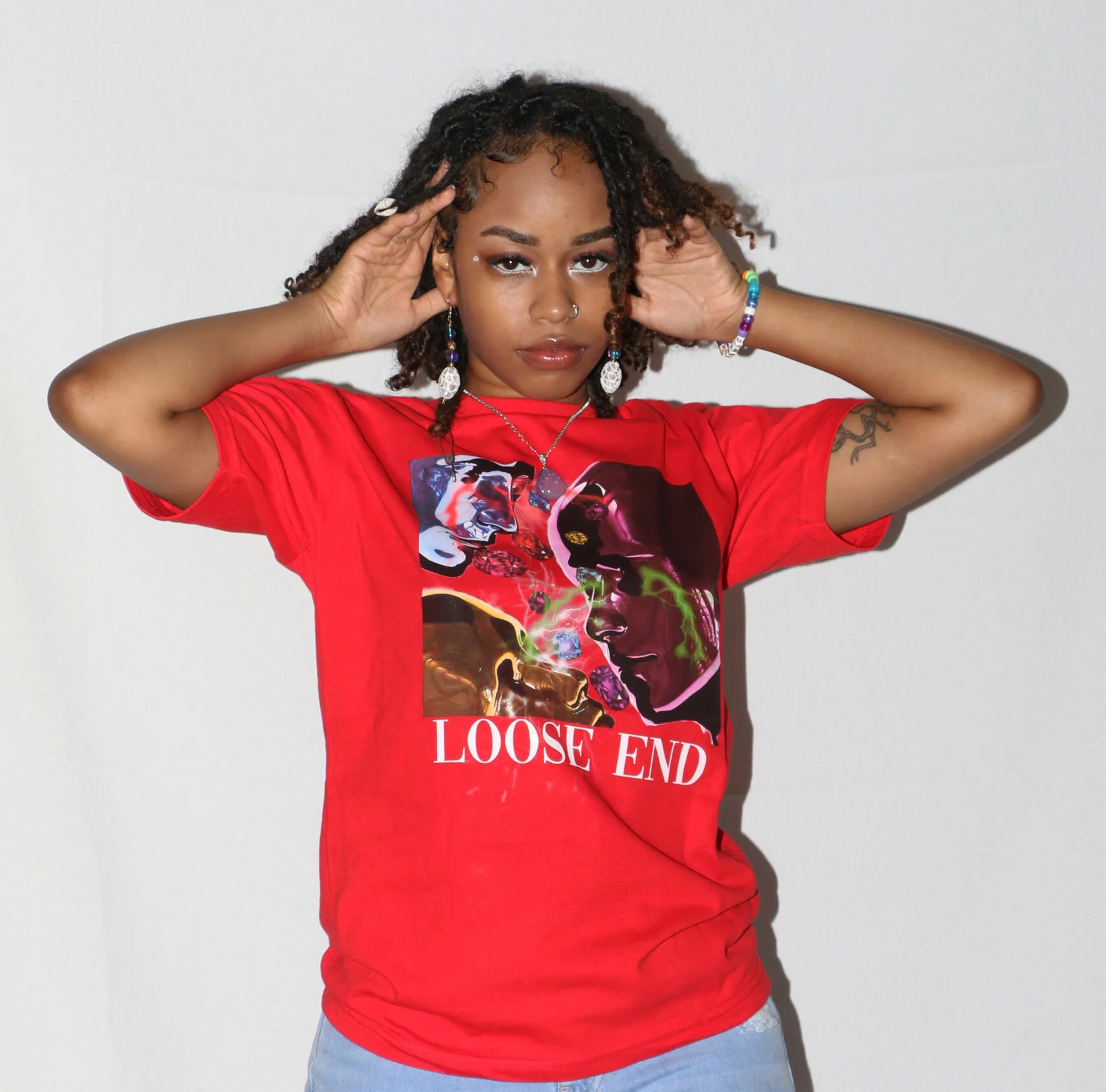 LOOSEEND-ALI-RED-VOGUE.jpg