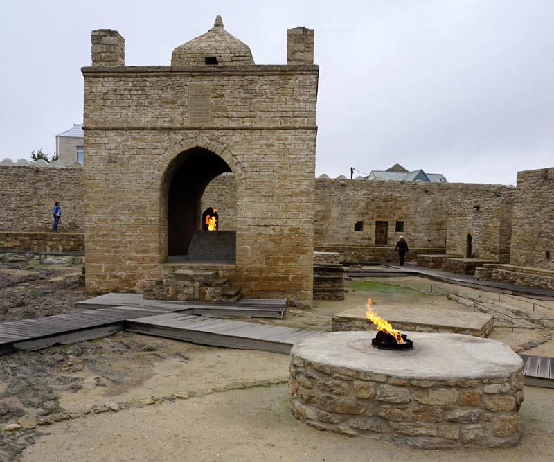 Ateshgah-Baku-Azerbaijan-October-2015-5-800.jpg