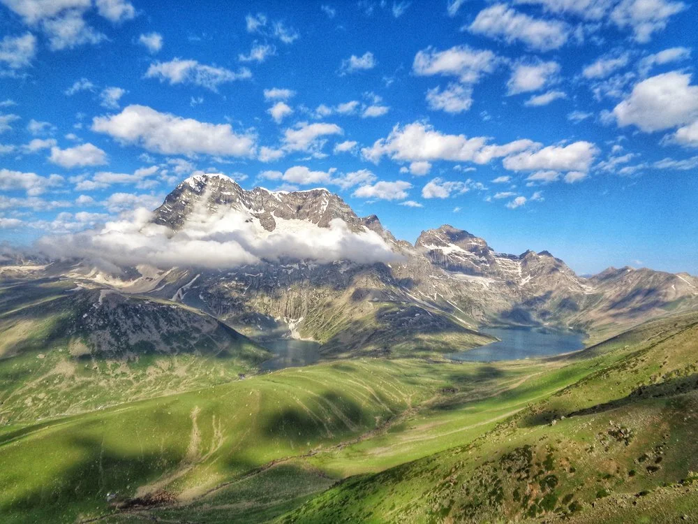 zajibal-gangabal-nundkol-haramukh-kashmir-great-lakes.jpg