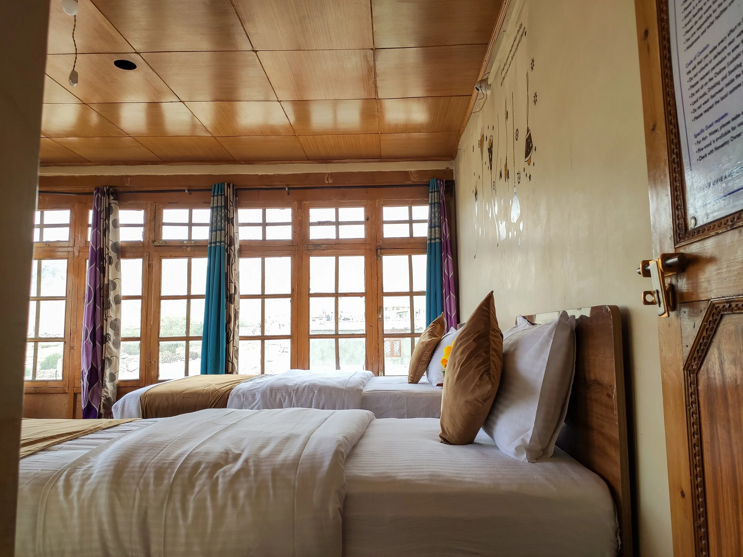 maan-pangong-homestay-ladakh-11.jpg