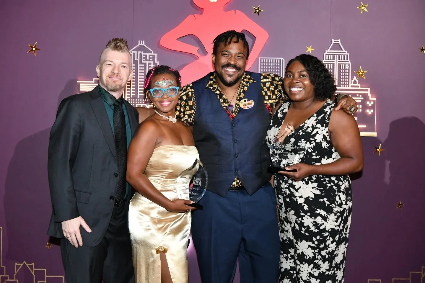 It was truly an honor to celebrate creativity and advocate for access to the arts through a wonderful organization! 

Congratulations to @tabartscenter for your continued dedication on connecting people of all ages and backgrounds to the arts be it p