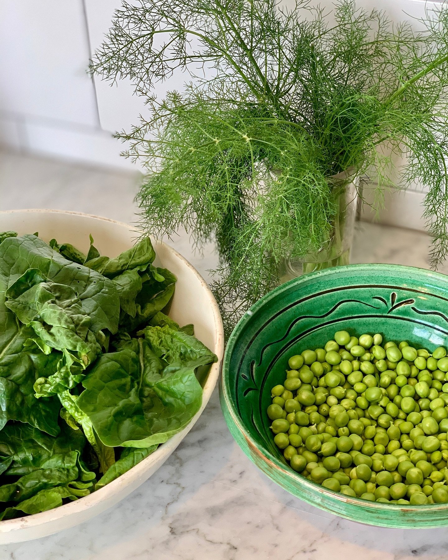 Spring time means green time in our kitchen. Green peas and spinach is good for the eye and for the body.

#gonesolta
#spring #peas #spinach
#travel #traveling #travelpics #travelInspiration 
#vacation #vacations #vacationmode #vacationtime
#thebestd
