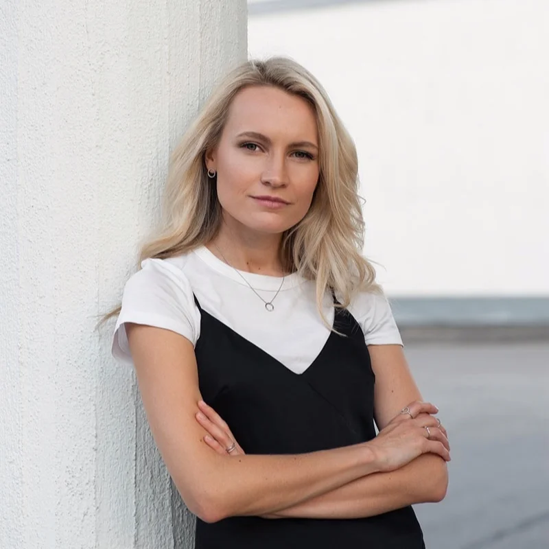 MK-POTRAIT-LR.jpg