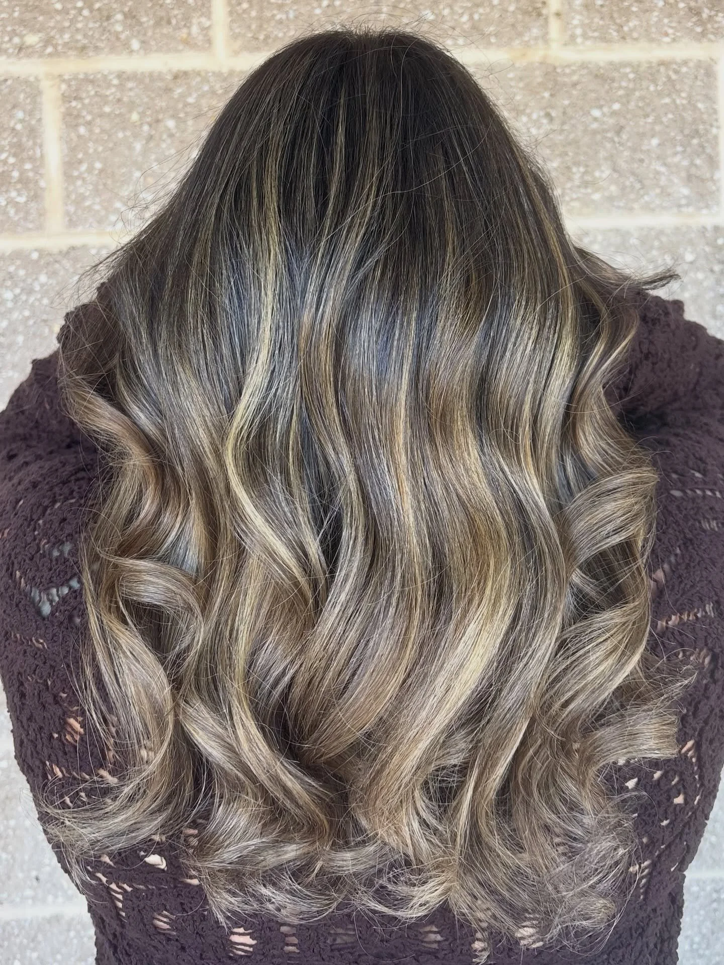 Good morning and happy Monday! 🤩💖 @styledbyjesjkalyn so beautifully painted! 🖌️