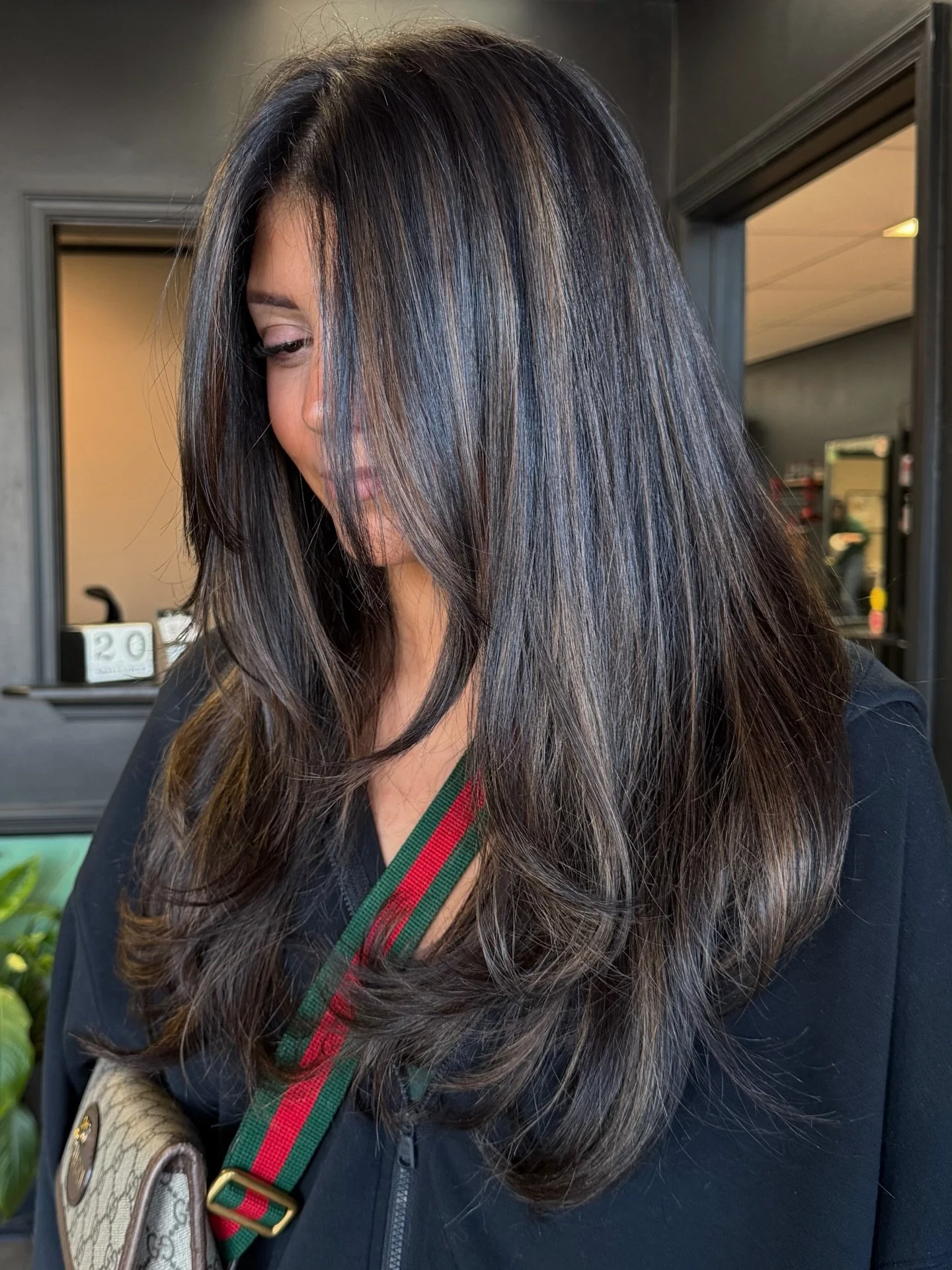 Fresh &amp; wispie 🤎✂️

Larenhairstudio.com