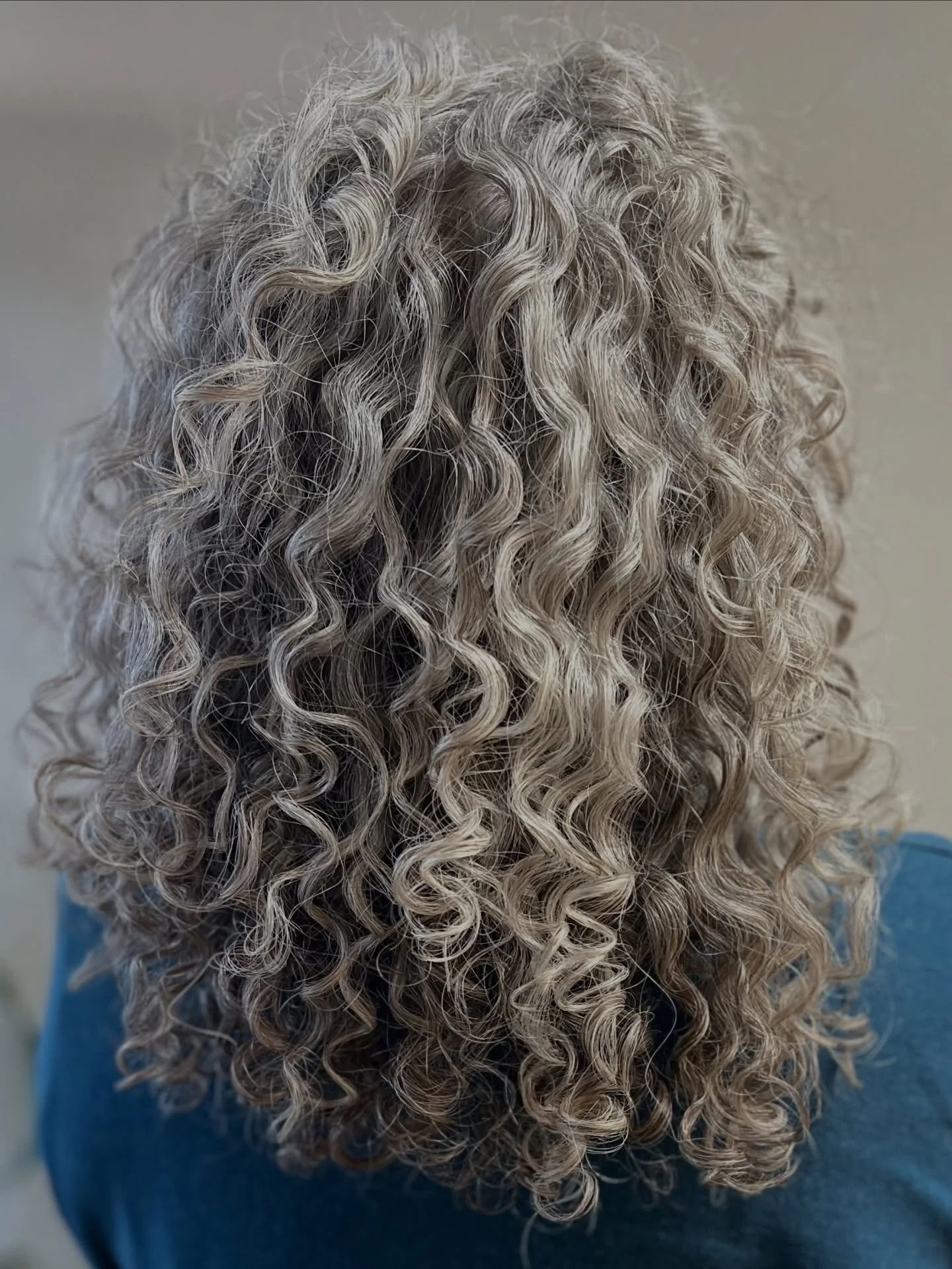 Shaped &amp; defined @haircometrue 🤍