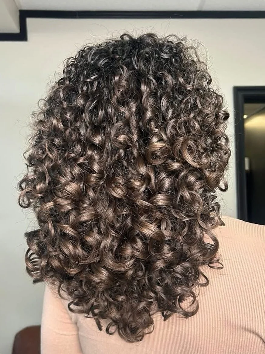 Soft &amp; bouncy 🤎 @leesanorabb