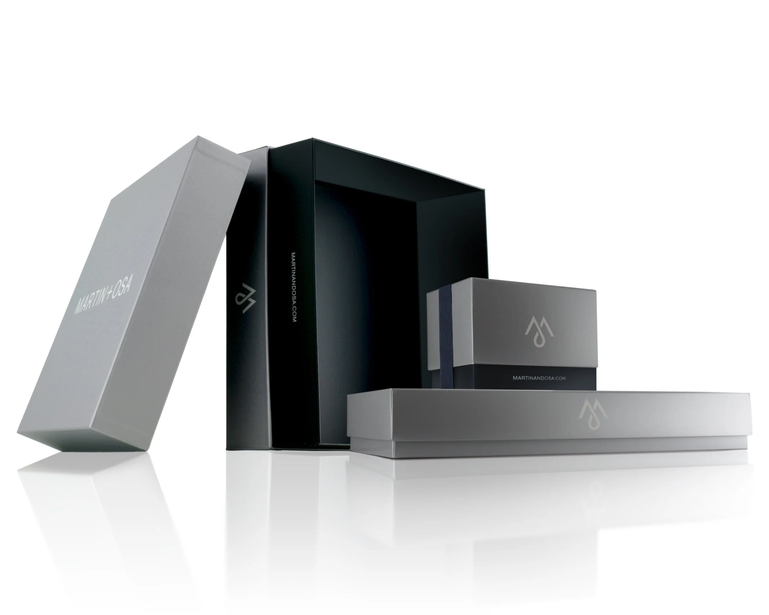 Martin&Osa_Boxes.jpeg