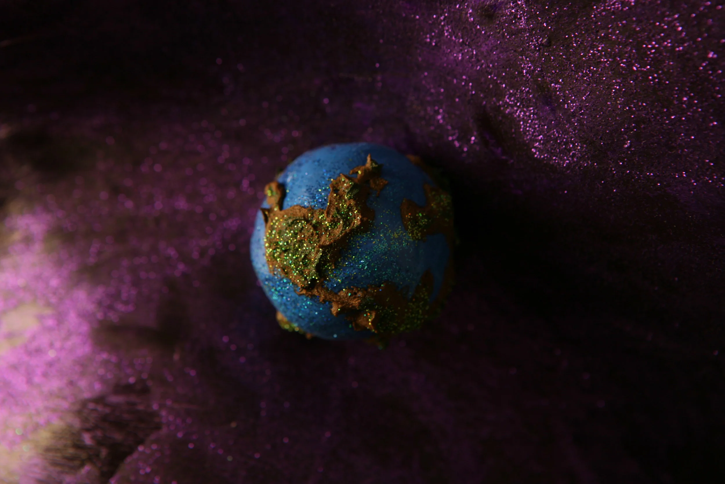 Vota Smeets_Clay_Canvas_Self Discovery.jpg