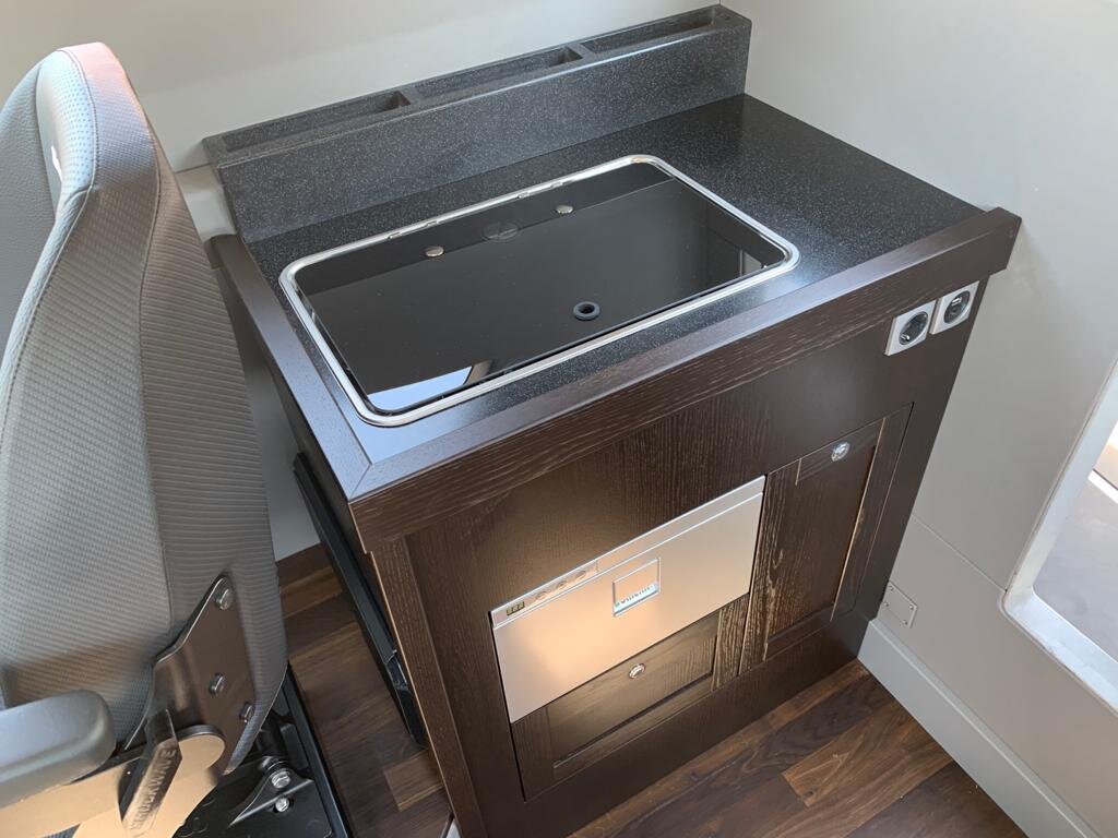 Vector 100 Pantry black oak.jpeg