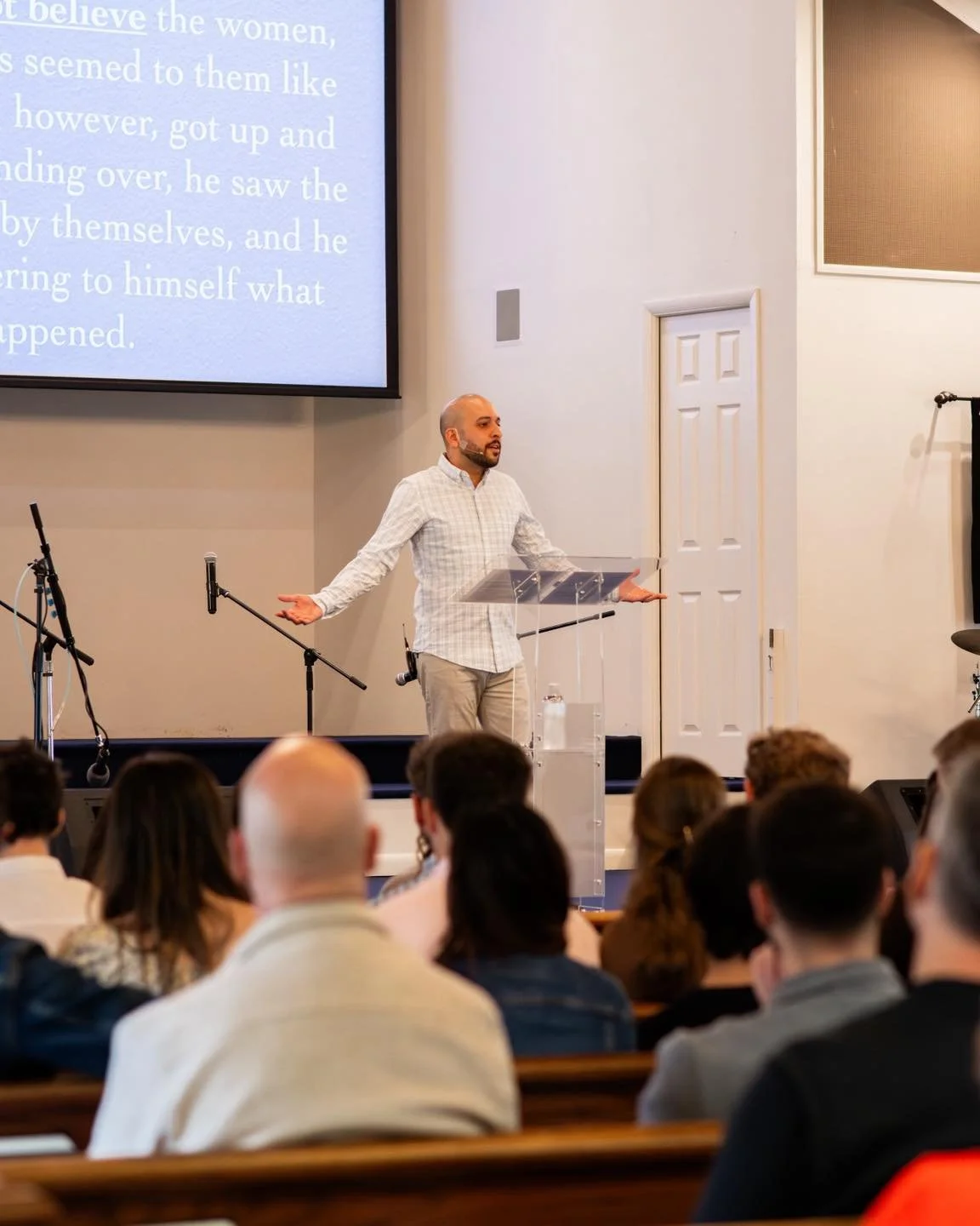 Easter Monday 🙌
He is still risen, and that changes everything.

From sunrise to our 10:00 AM service, it was so special to see so many people come together to celebrate Jesus! We were so encouraged by the full sanctuary, the energy, and all the new