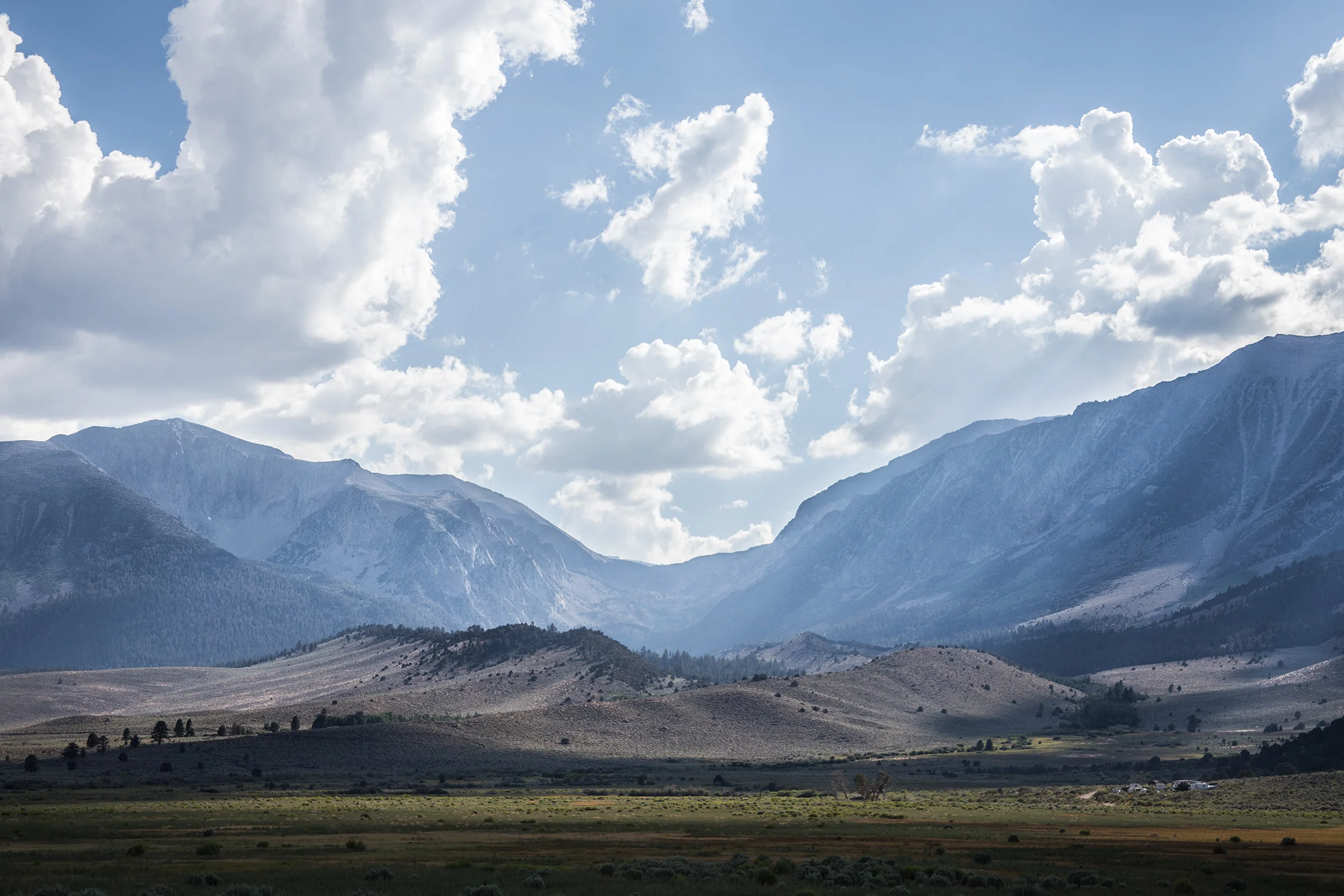 mono_mountains_god.jpg