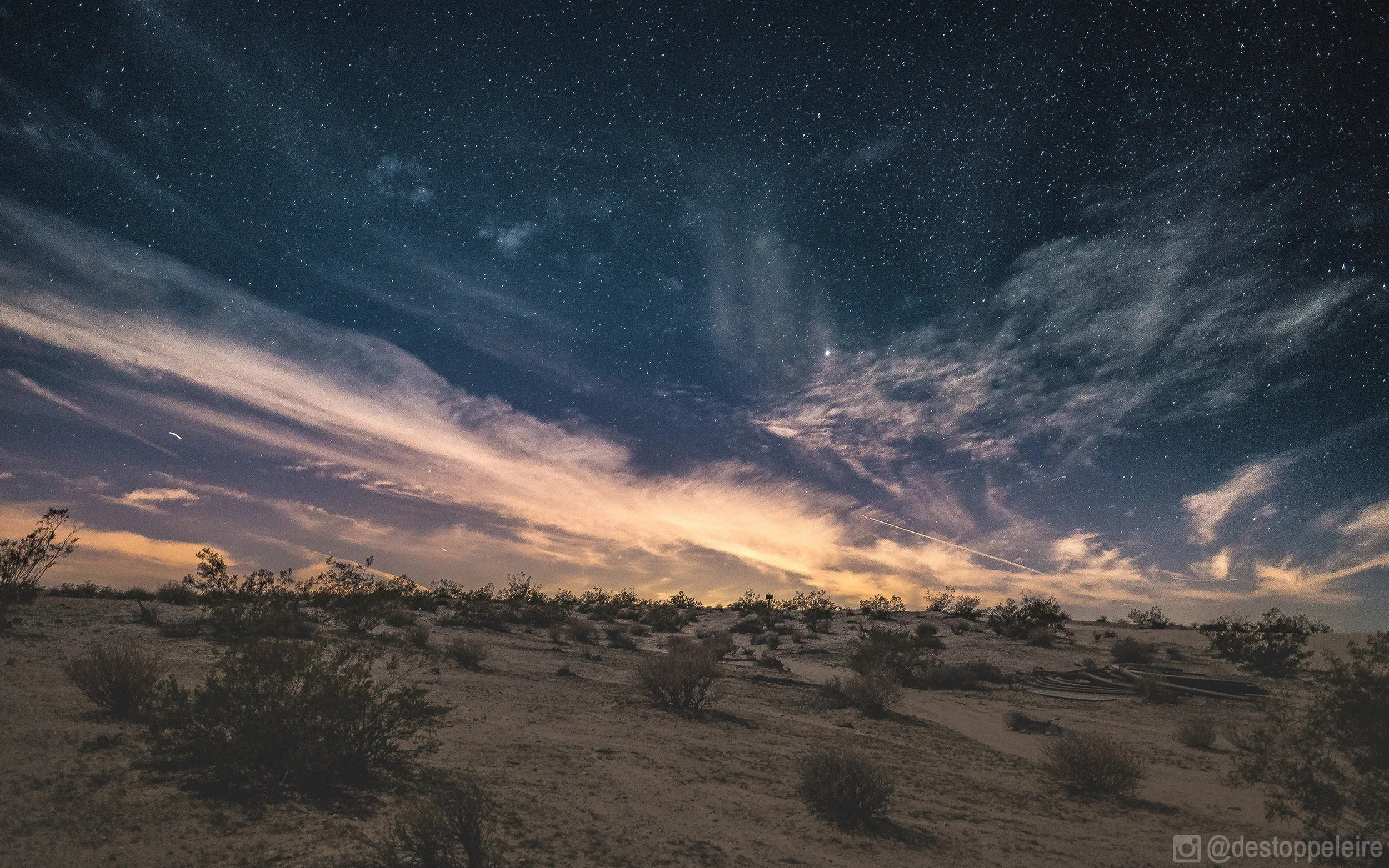 mojave_starrise_bg.jpg