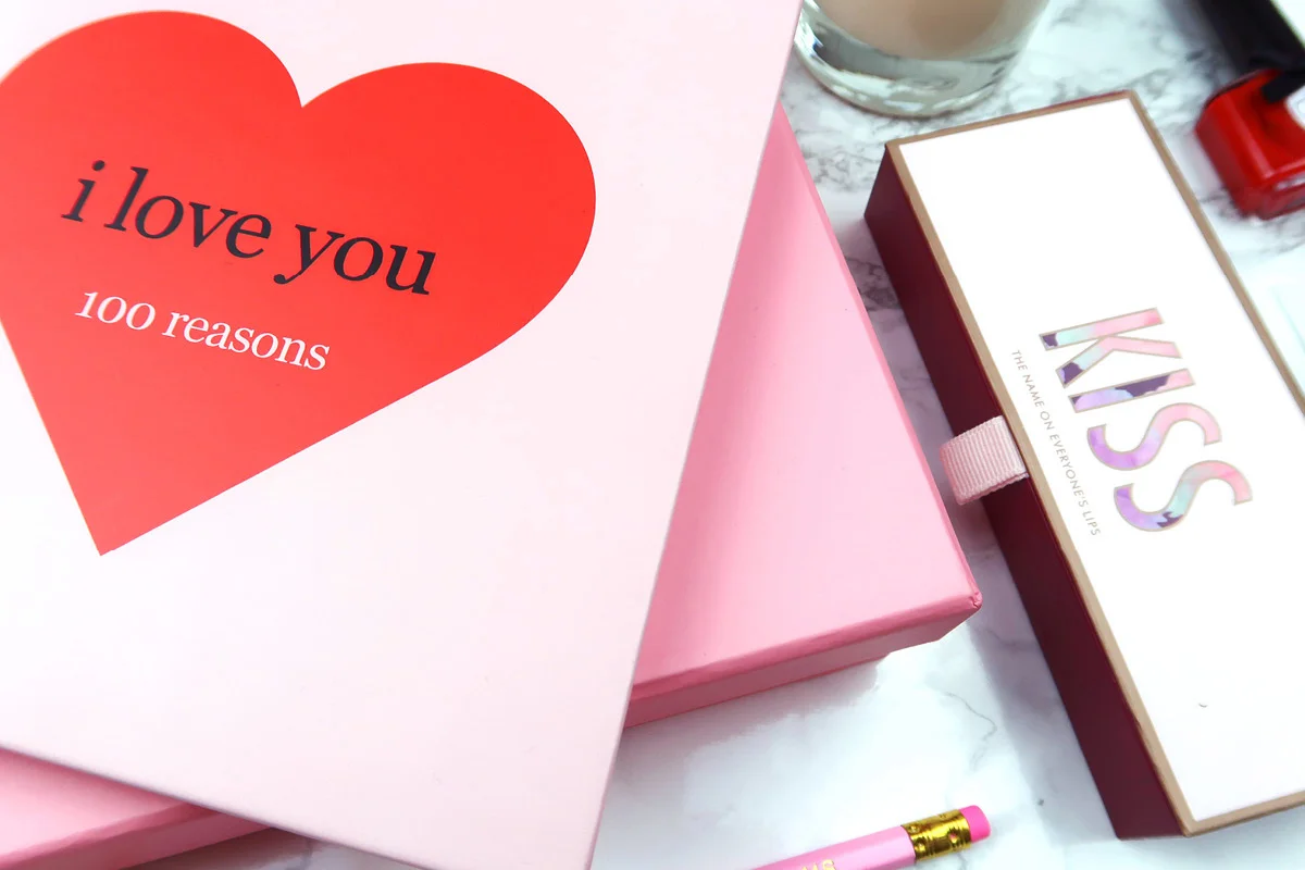 valentine-flatlay2.jpg