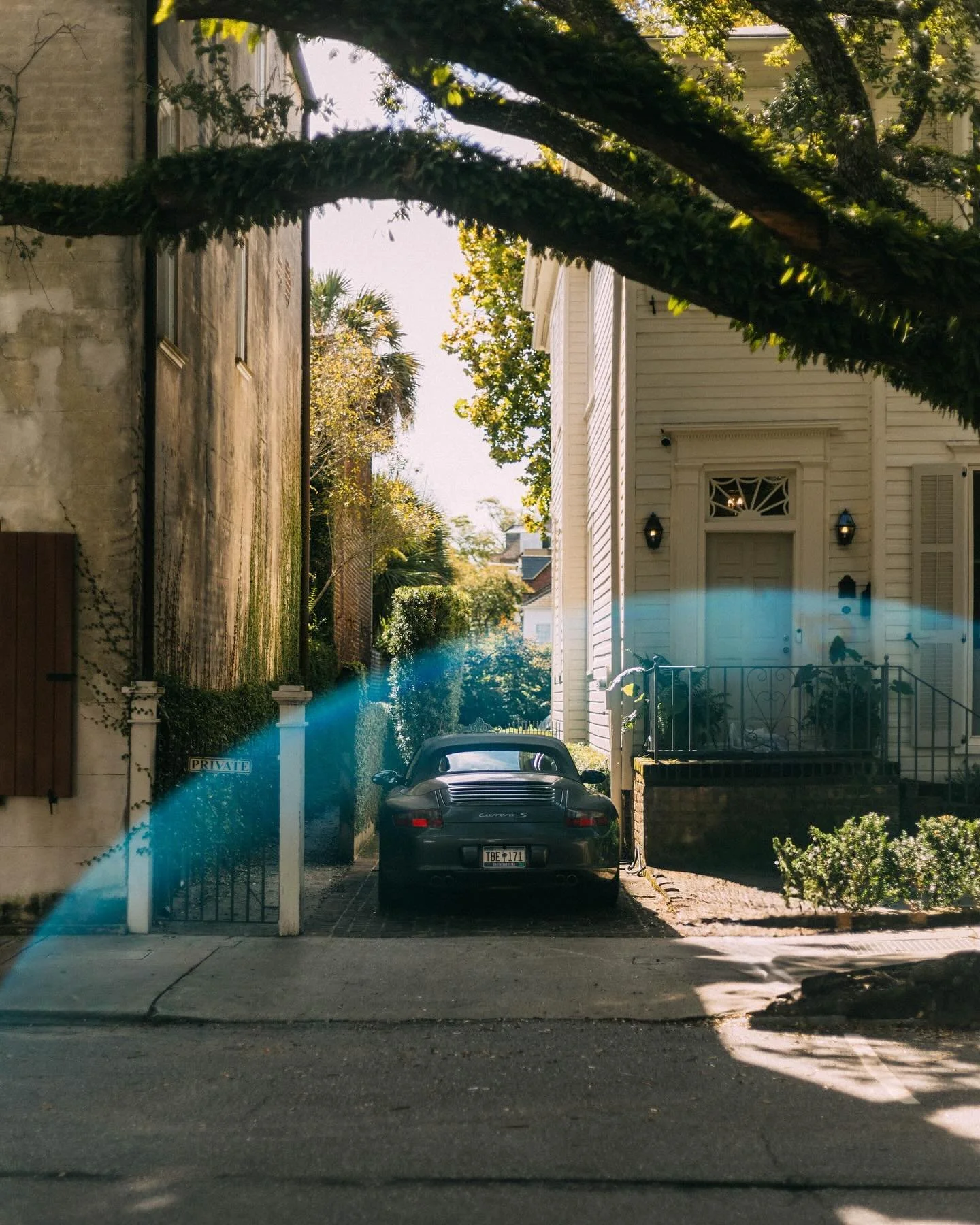Private.

#charleston #southcarolina #porsche #lensflare