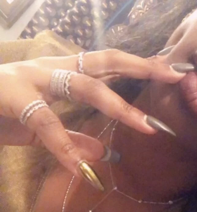 667DC05E-C60C-481A-8AFF-57532B86E621