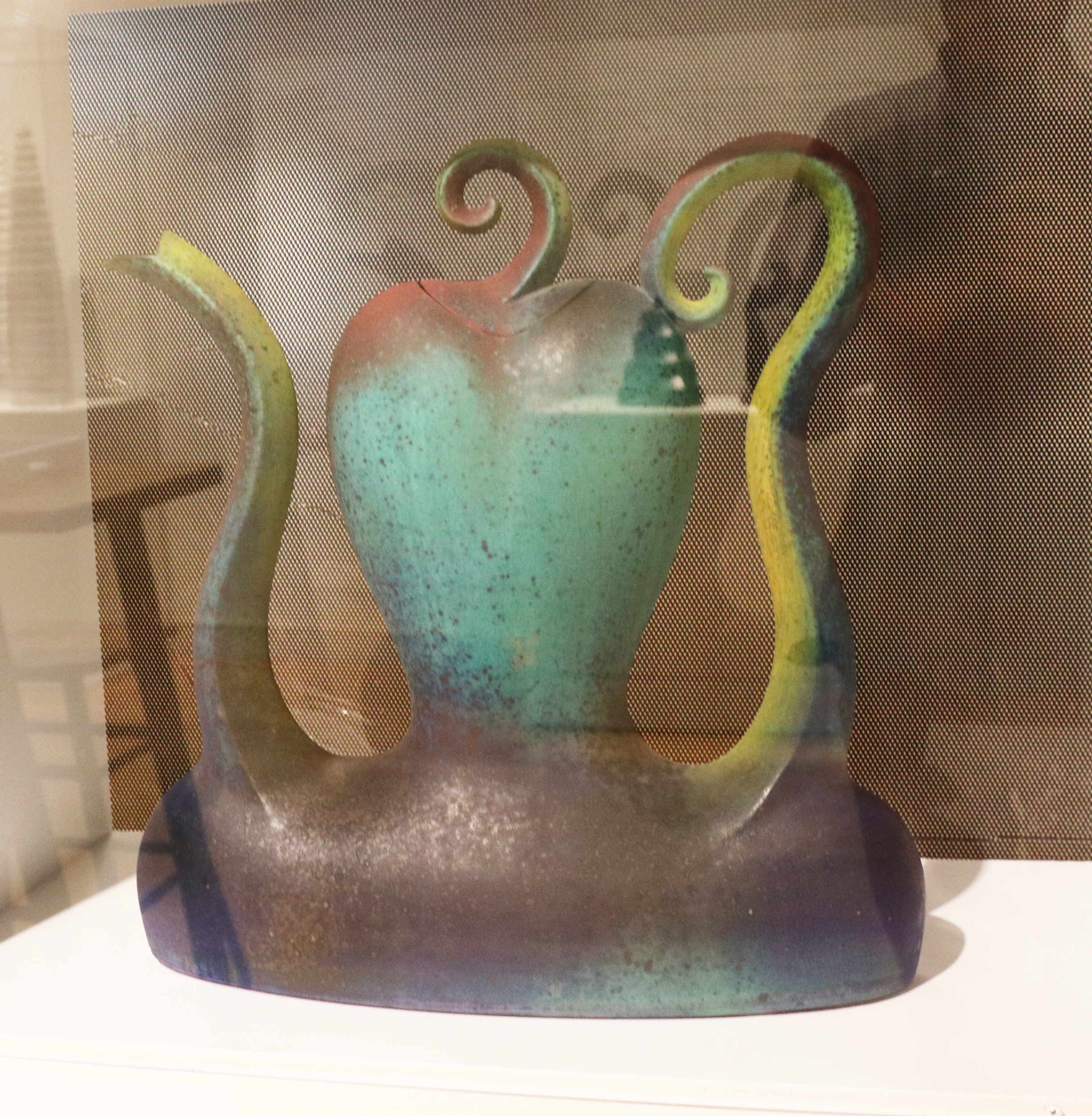 Michael Sherrill, Head and shoulders, 1990. White stoneware, barium glaze.