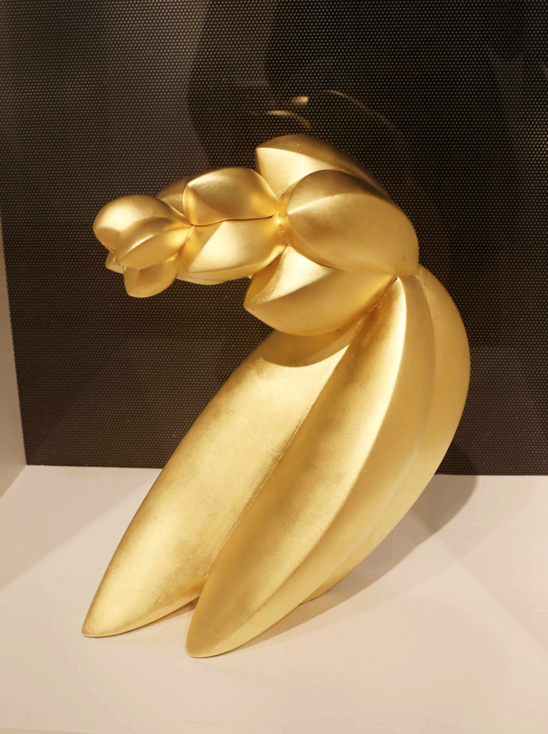 Michael Sherrill, Golden Moment, 1997. White stoneware, 23K gold.