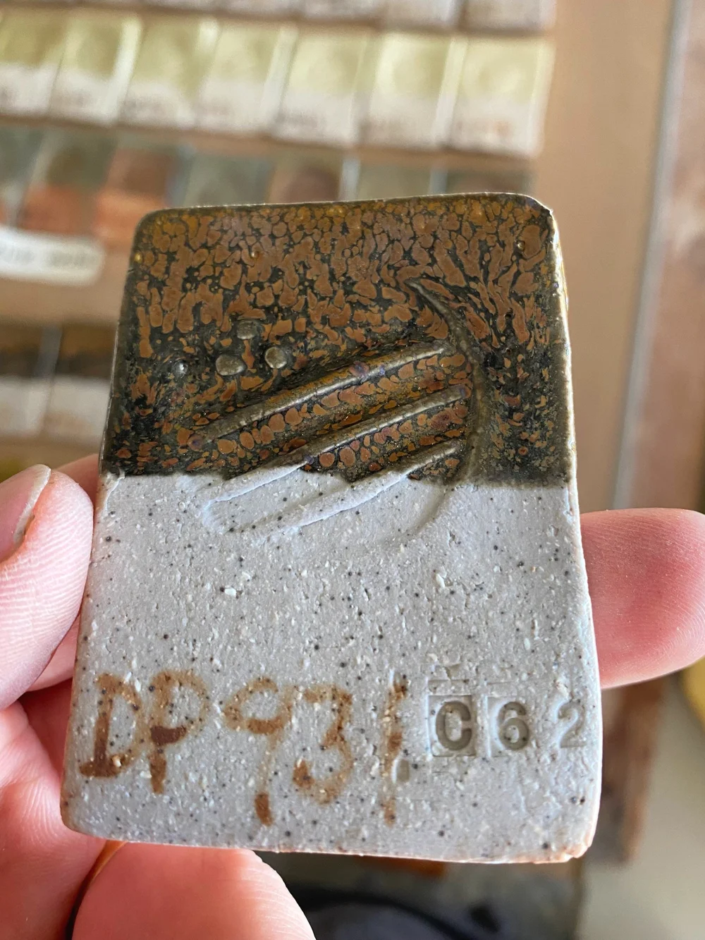 DP 931 (80% DP, 20% zinc oxide, 4% red iron oxide) in reduction