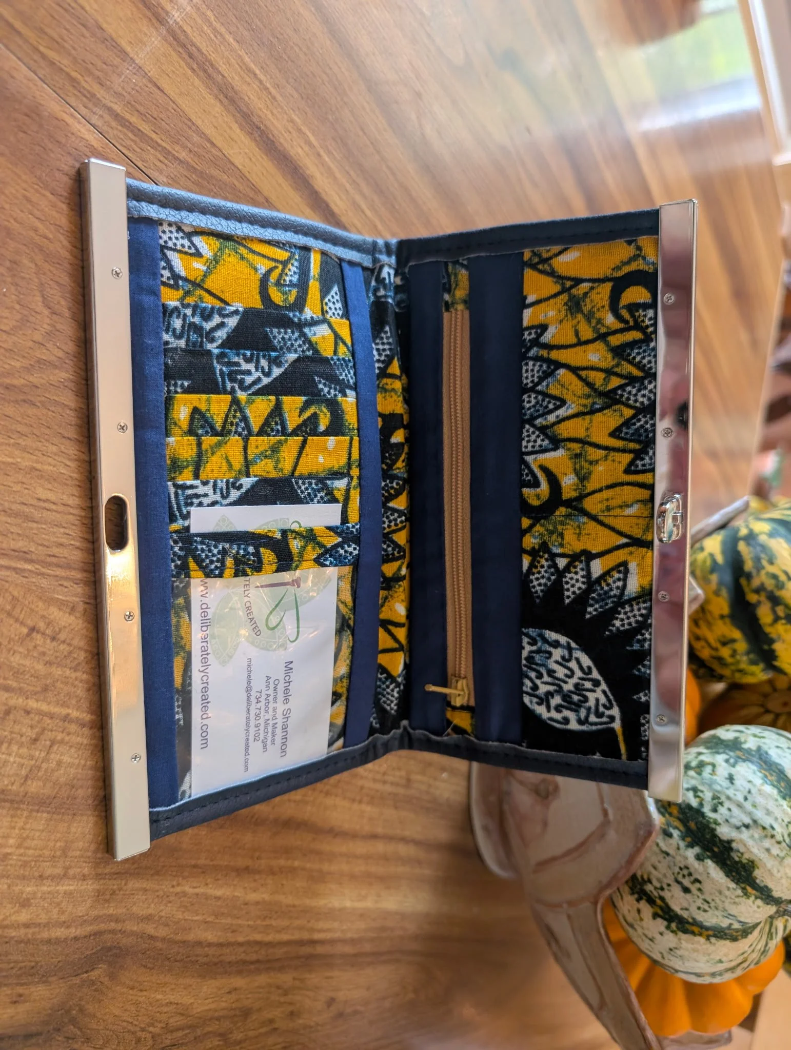 Framed Clutch Wallet3.jpg