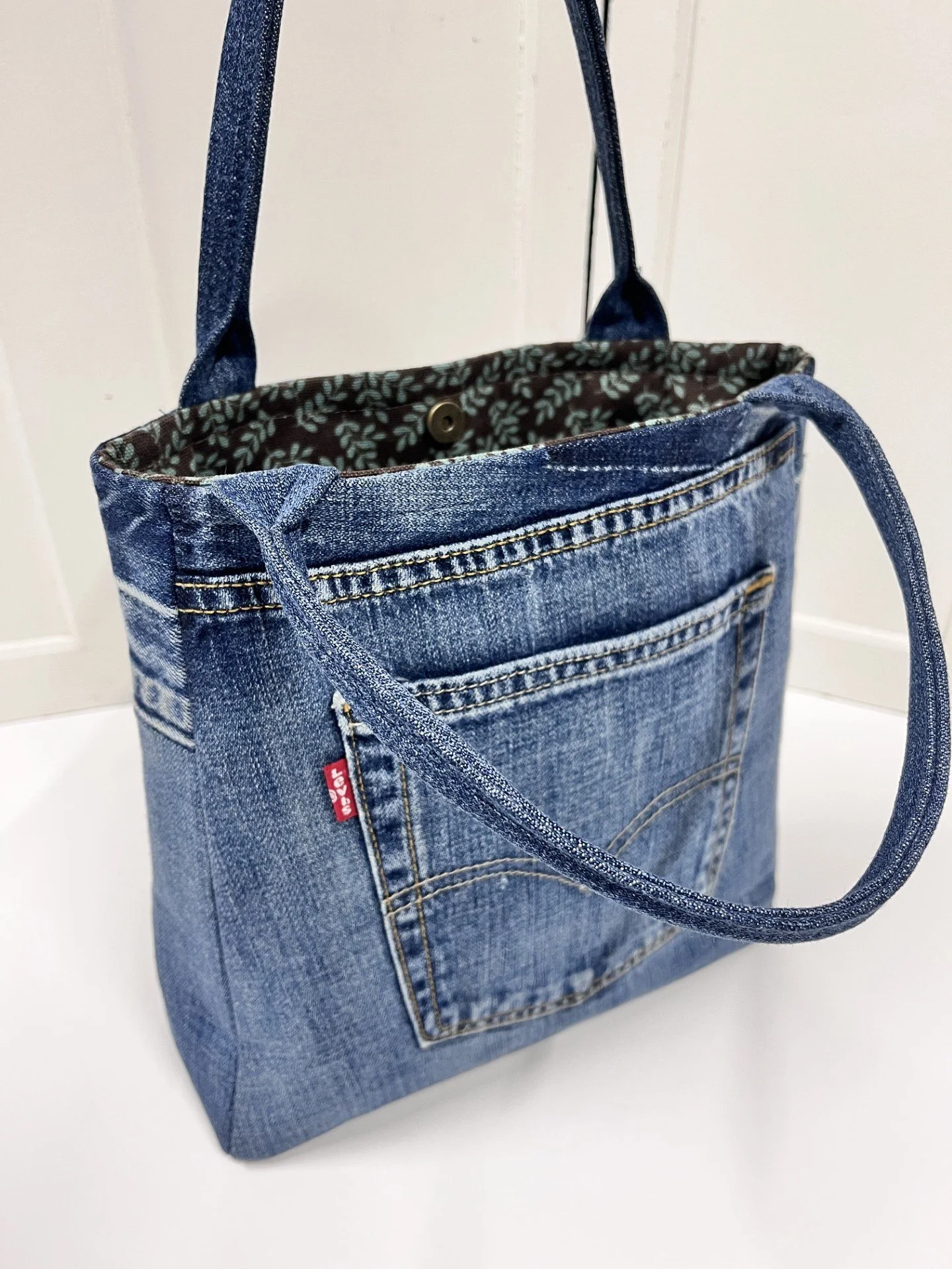 Chris Hough Purse1.jpg