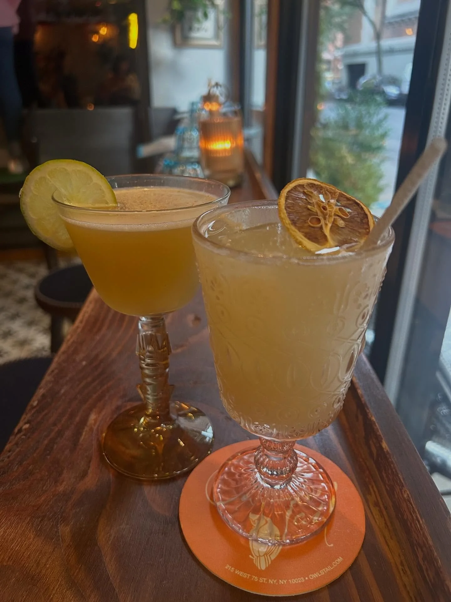 HAPPY HOUR ALERT!
Mon-Thur 4:30-6:30
$12 for a glass of Chenin Blanc or C&ocirc;tes du Rh&ocirc;ne
1/2 priced deviled eggs
$12 for the above beautiful cocktails!
&bull;Owltumnal Daiquiri: spiced rum, pineapple, lime, spiced syrup ( 📷 left)
&bull;Swe