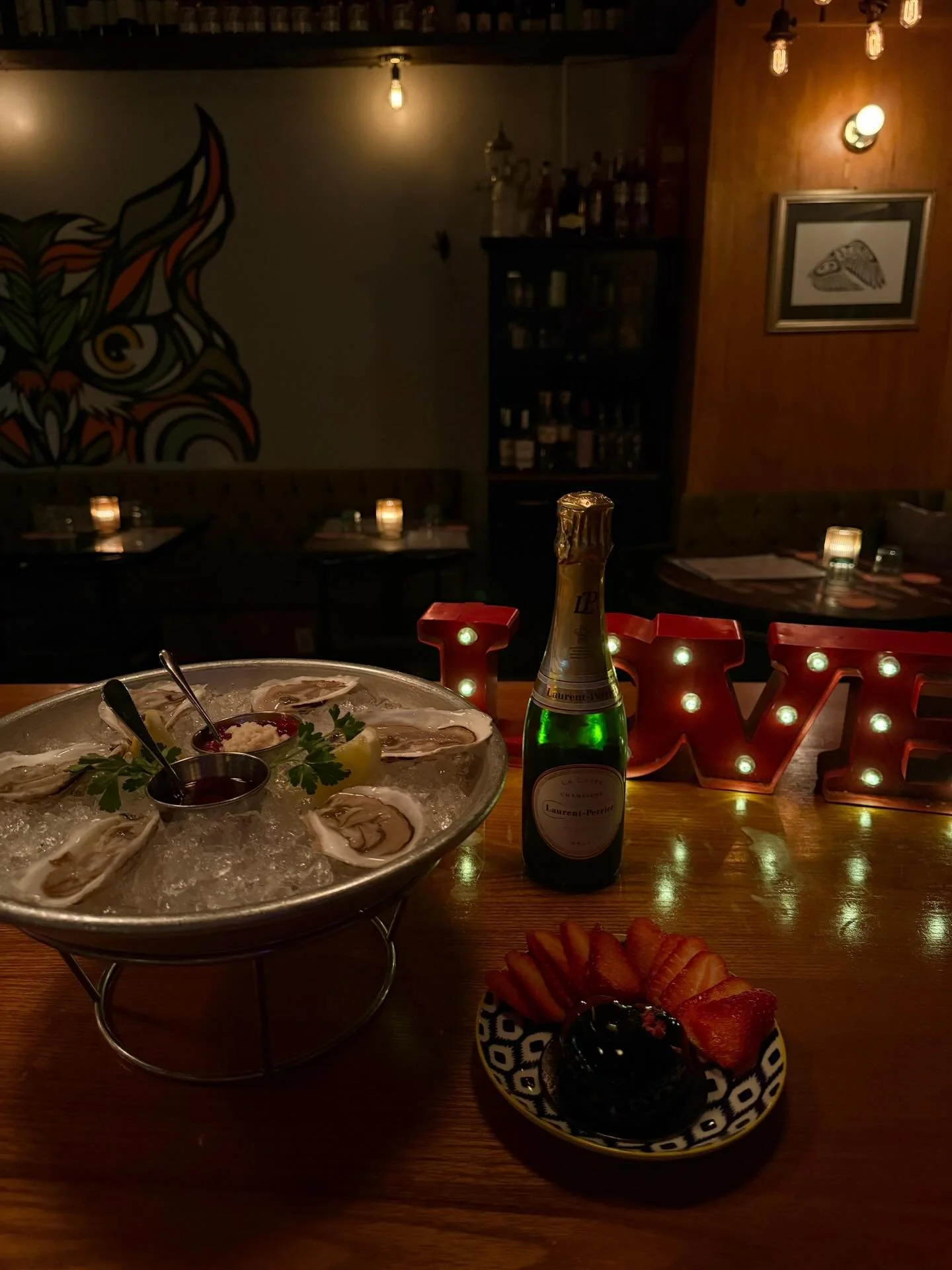 We love you! Stop by Fri-Sun this Valentine&rsquo;s weekend &amp; treat yourself to one of our fun packages 🥂
&bull;The Bubbles $75 
Includes 1/2 btl champagne, 1/2 dz oysters, chocolate raspberry mousse
&bull;The Flirt $45
Includes 2 of our special