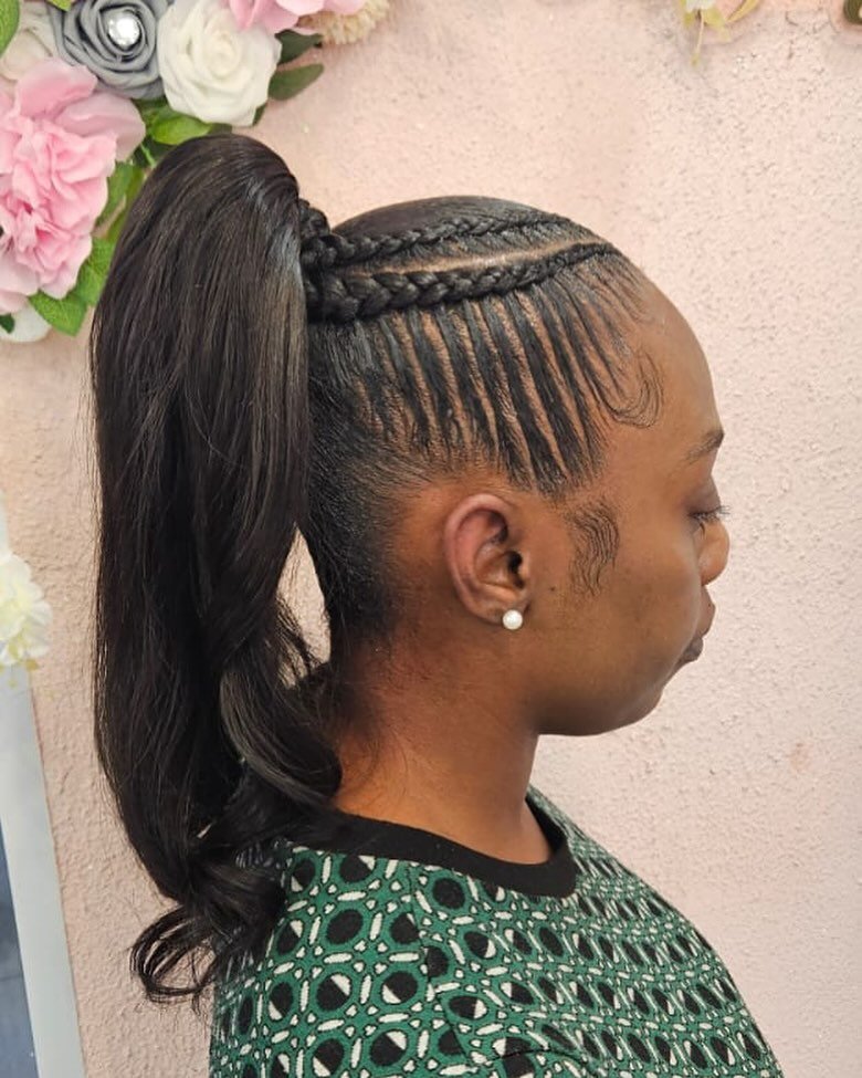Feedin braids with a slicked back ponytail 😍 

-APPOINTMENTS AVAILABLE, LINK IN THE BIO TO BOOK ✅

#feedinponytail #feedinbraids #ukhairstylist #braidsinspo #hairinspo #london