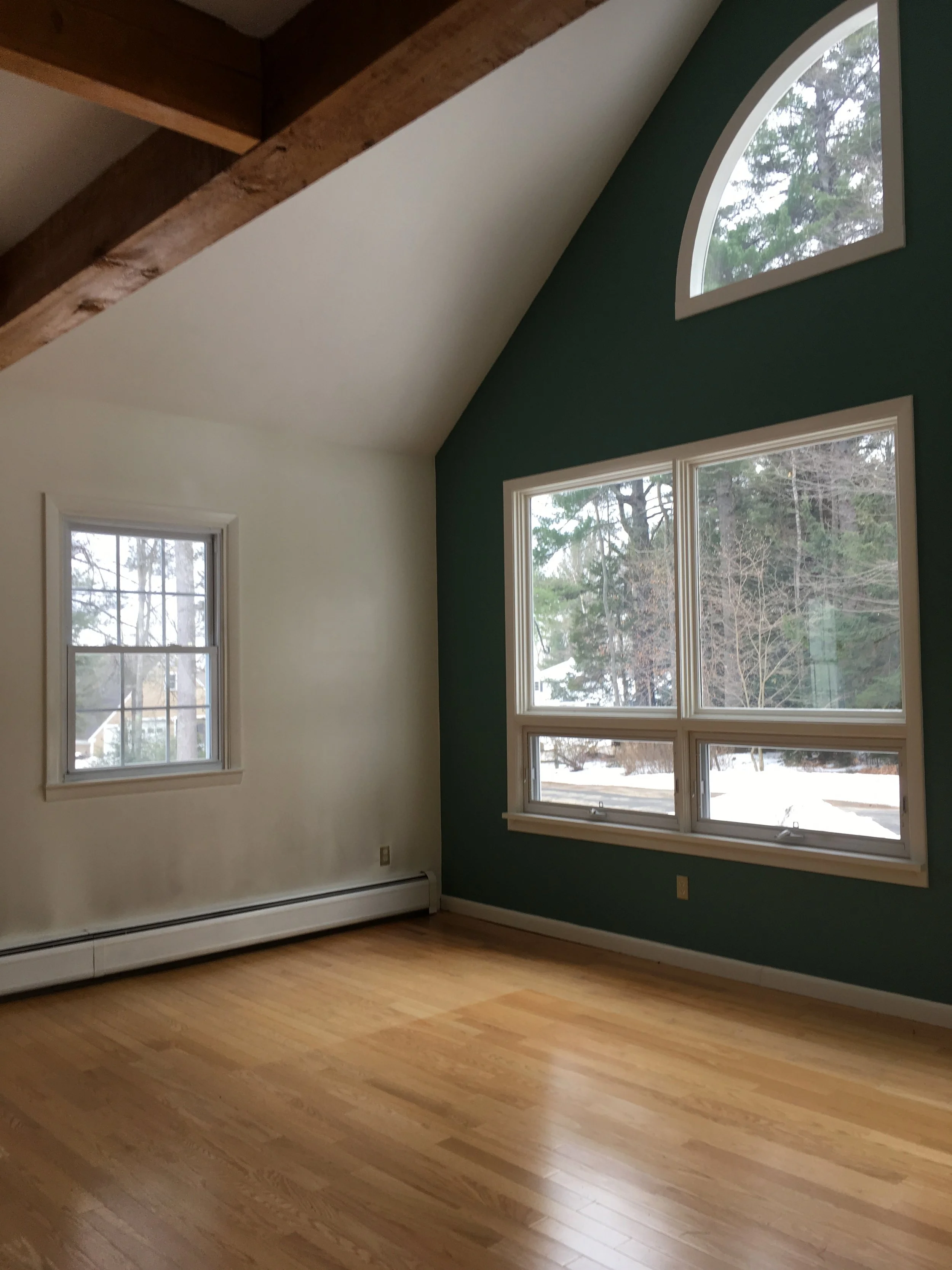 New London Cape Great Room-Before