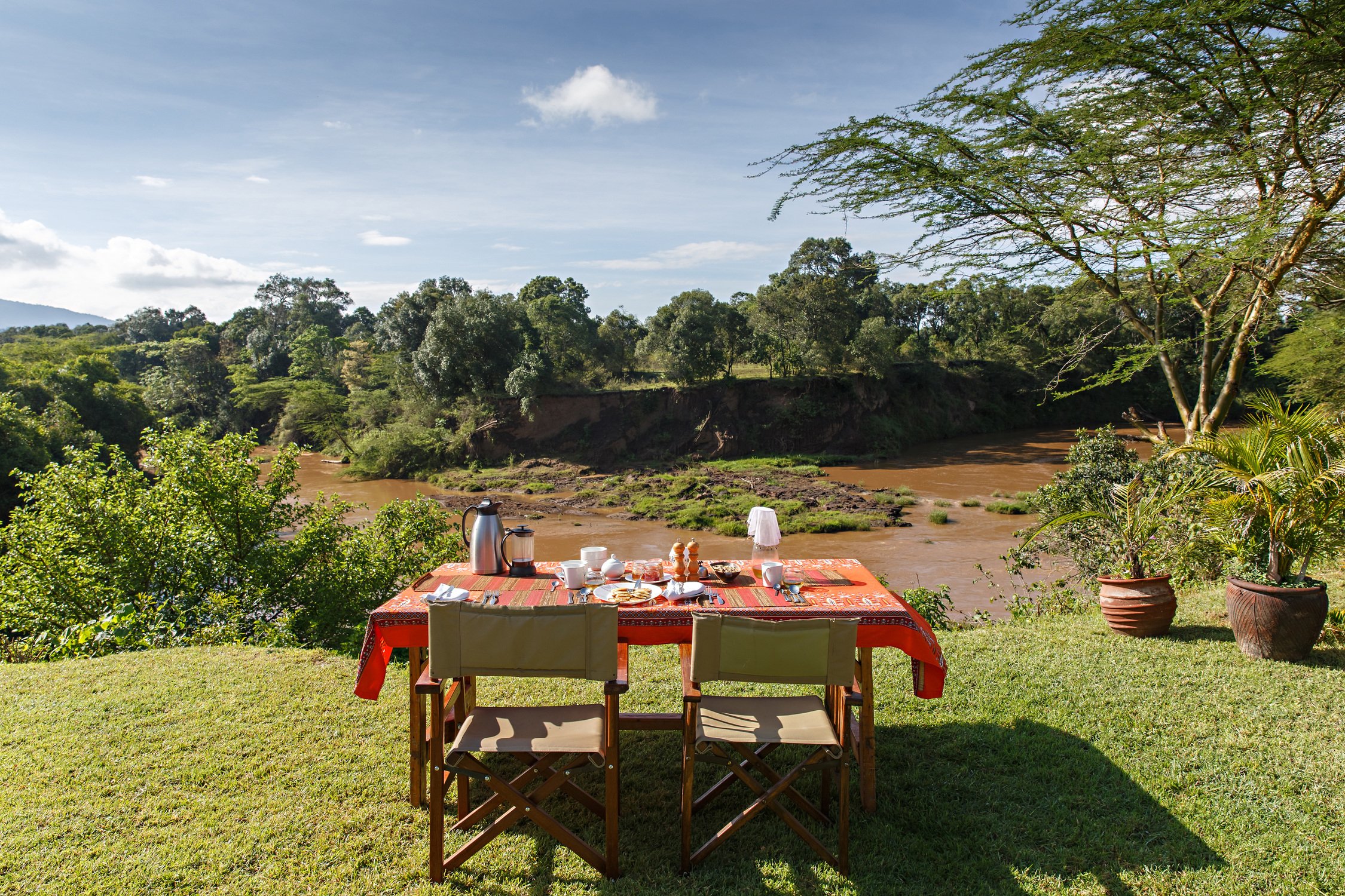 Breakfast with view of the Mara River.jpg