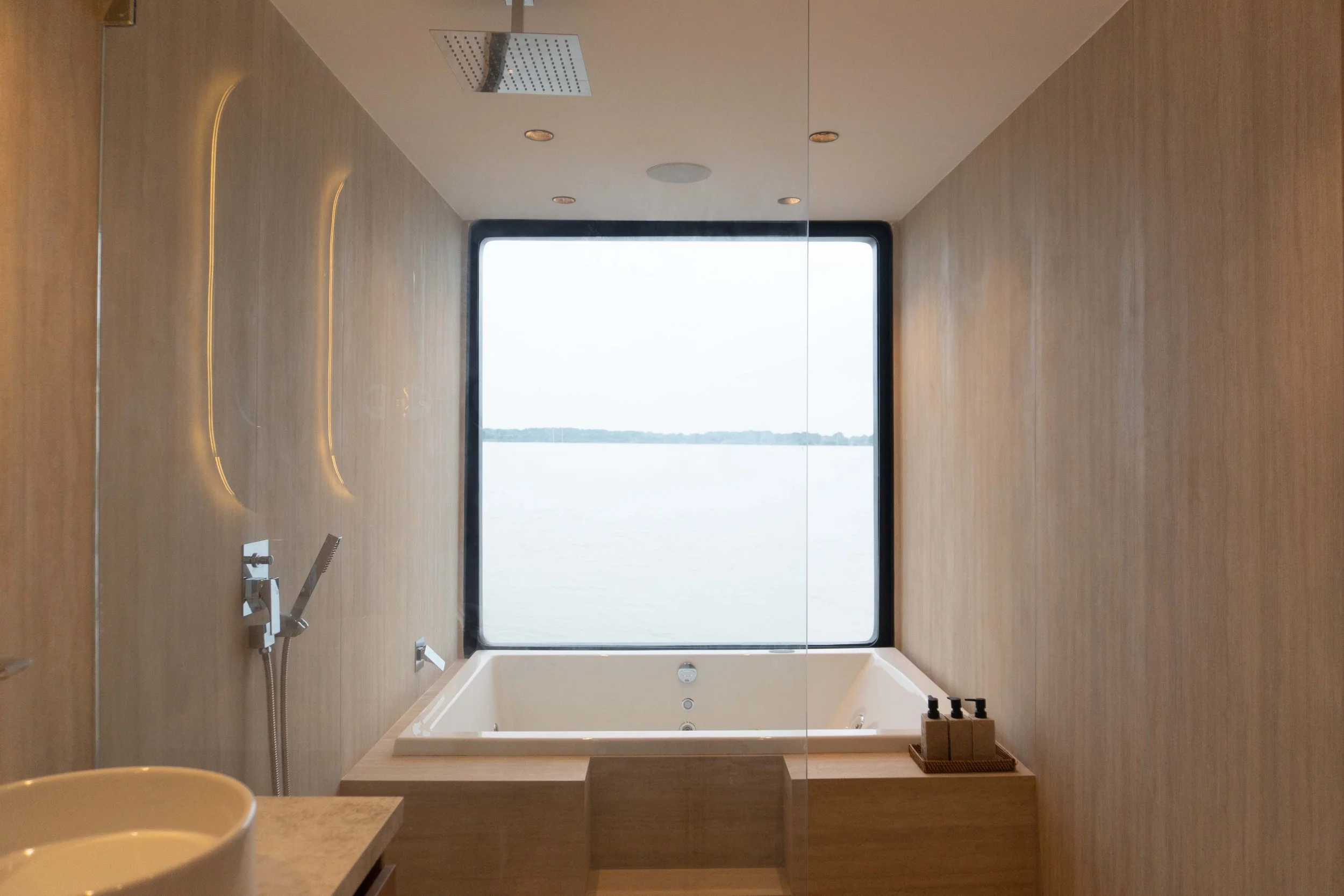Hermes Galapagos Mega Catamaran - Bathroom 3.jpg