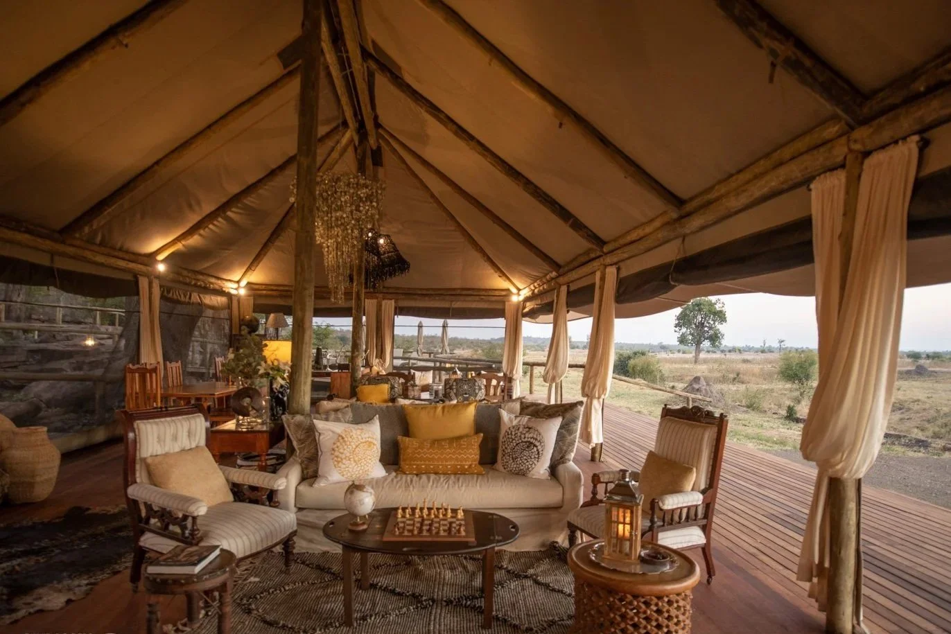 machaba-zimbabwe-deteema-camp-lounge-relax-area.jpg