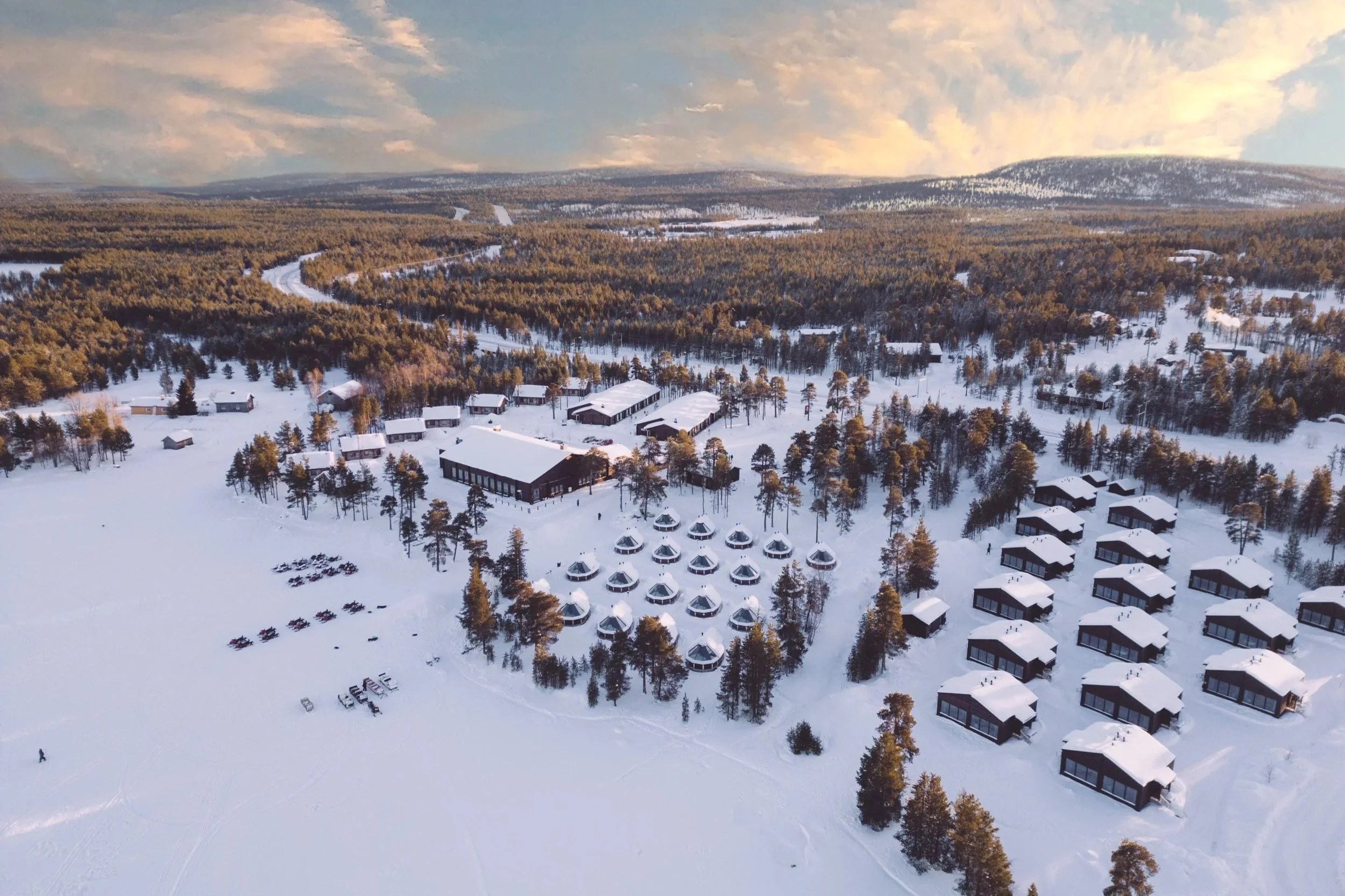 Wilderness+Hotel+Inari+drone+view+%282%29.jpg