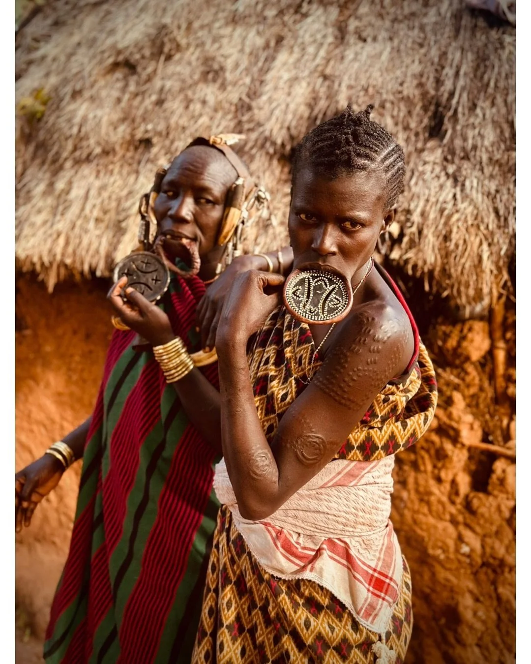 Portraits of E T H I O P I A, taken by clients during their trip. The interest was to travel into different regions, meet different people, visit communities, learn from their ways of life, their traditions, their cerimonies, their culture. Diverse, 