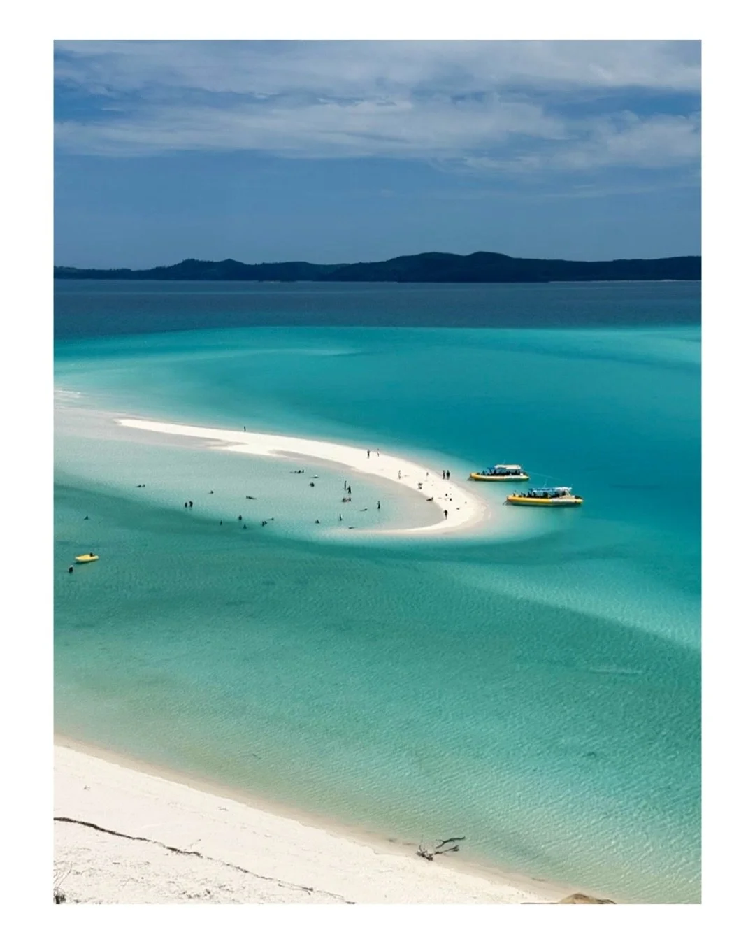 Day 1 of 2026 and here we are, again, sharing more pictures taken by clients who sent them to us as they were traveling in all of these places. We said it before and we say it again : we dedicate each year to those who trust us to plan their holidays