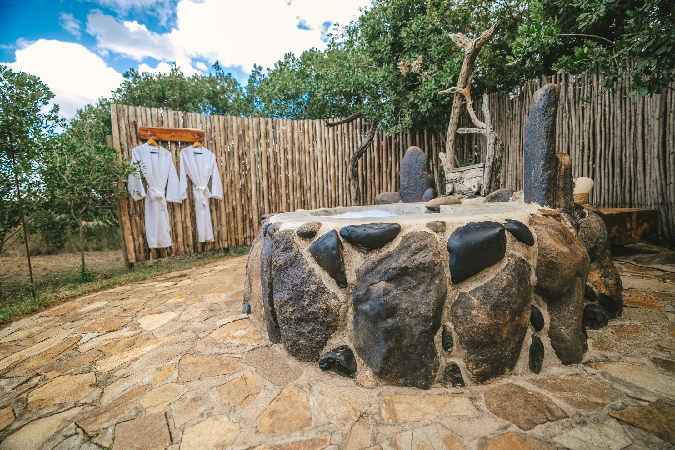 Outdoor Bath Area (1).jpeg