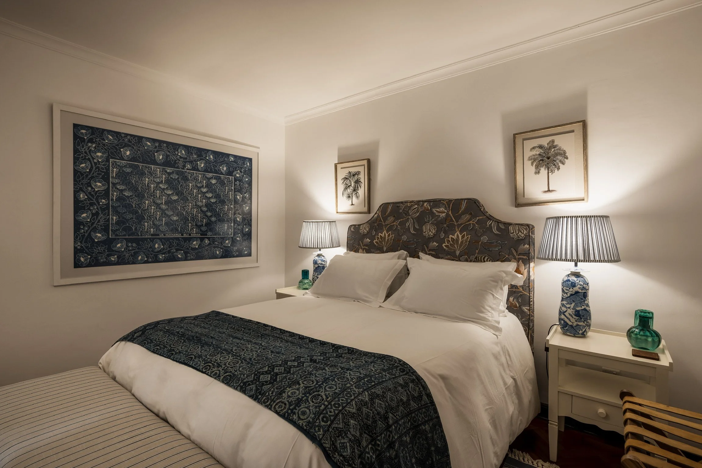 Jacaranda room 2.JPG