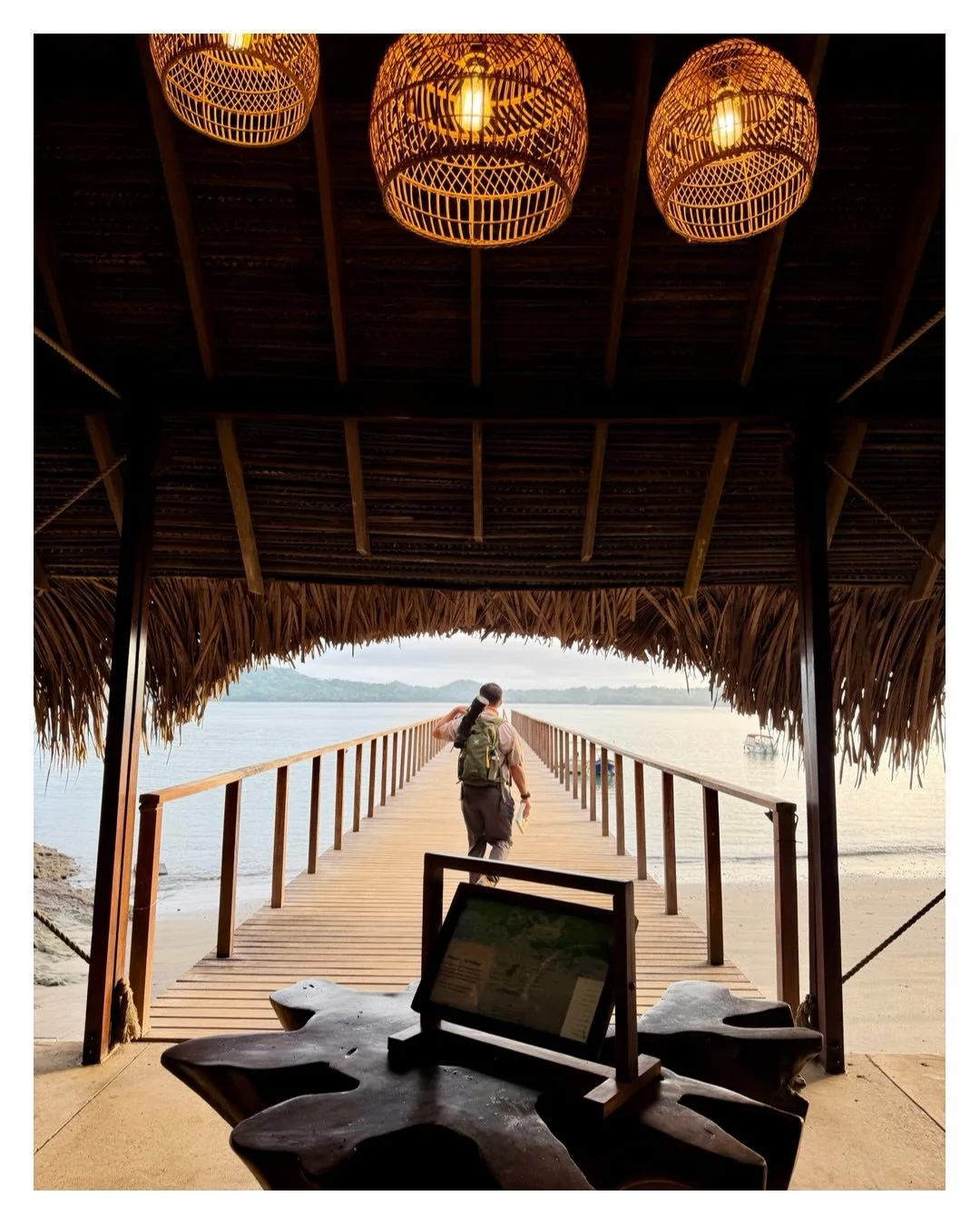 At its worst, it can get cloudy and rainy in this part of Central America. But it will always be hot and humid and the sea will remain warm and calm.
At its best, this region offers small properties of less than 10 rooms, and all the quietness it sug