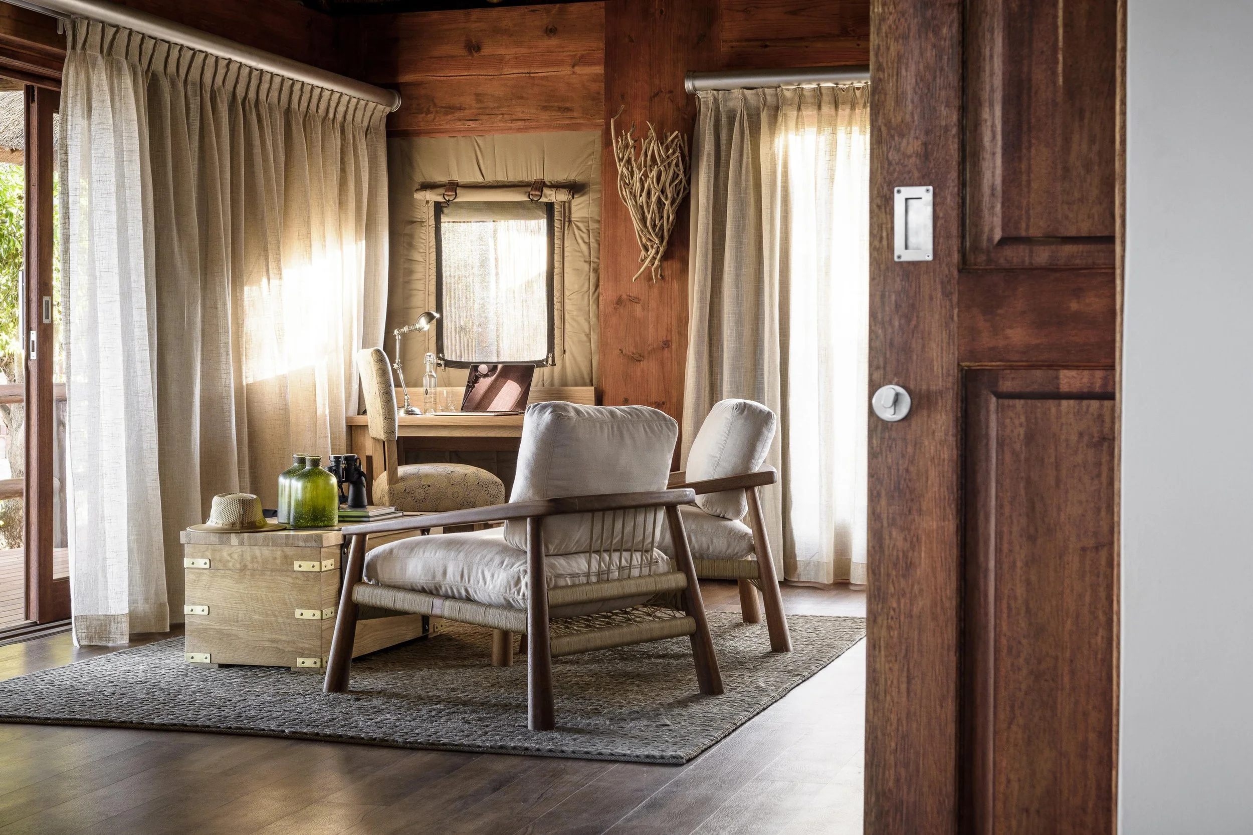 sanctuary_chiefs_camp_-_lounge1.jpg
