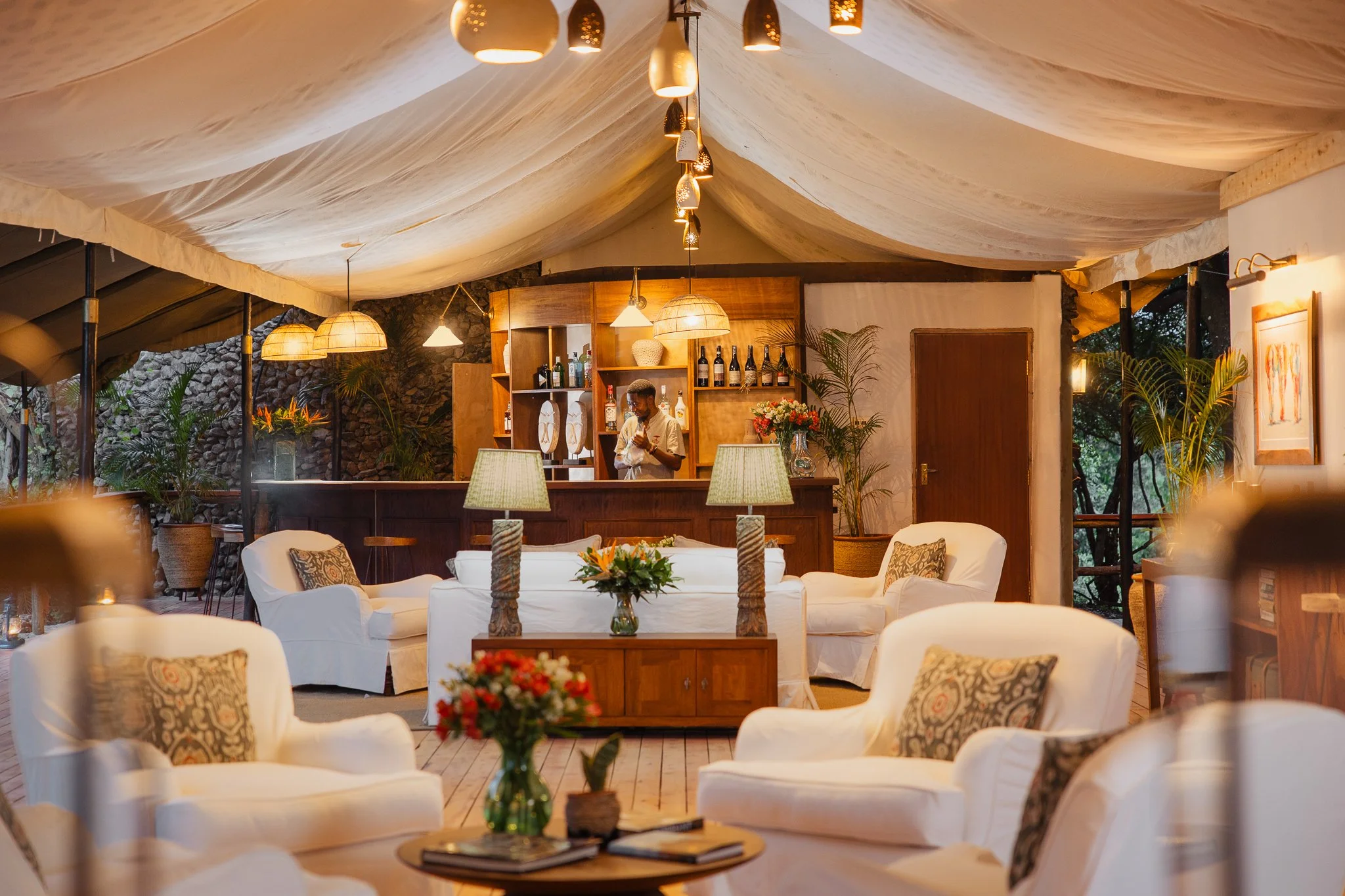 Mara_Bar_CR6_8926-LR.jpg