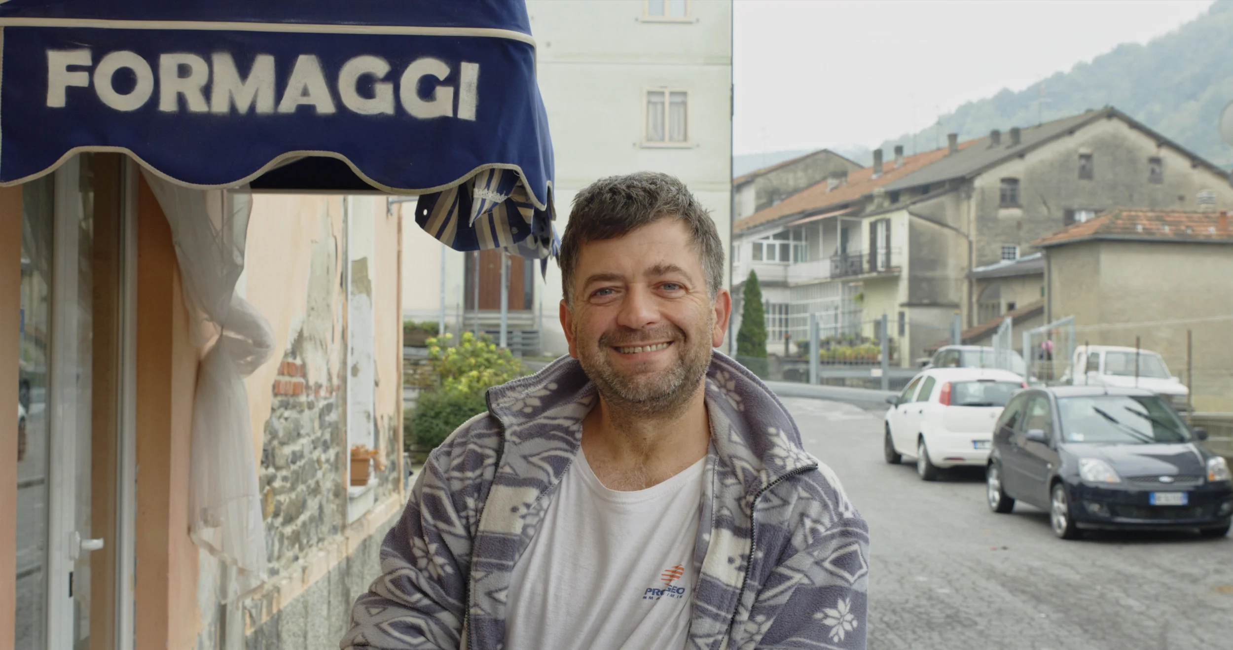 Gianni headshot 01 v1.jpg