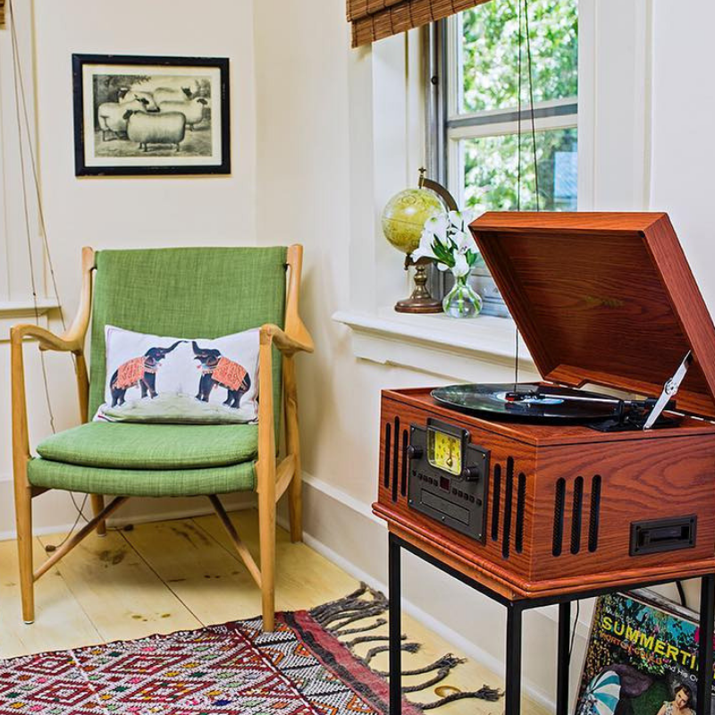 Moon River Inn_Record Player.png