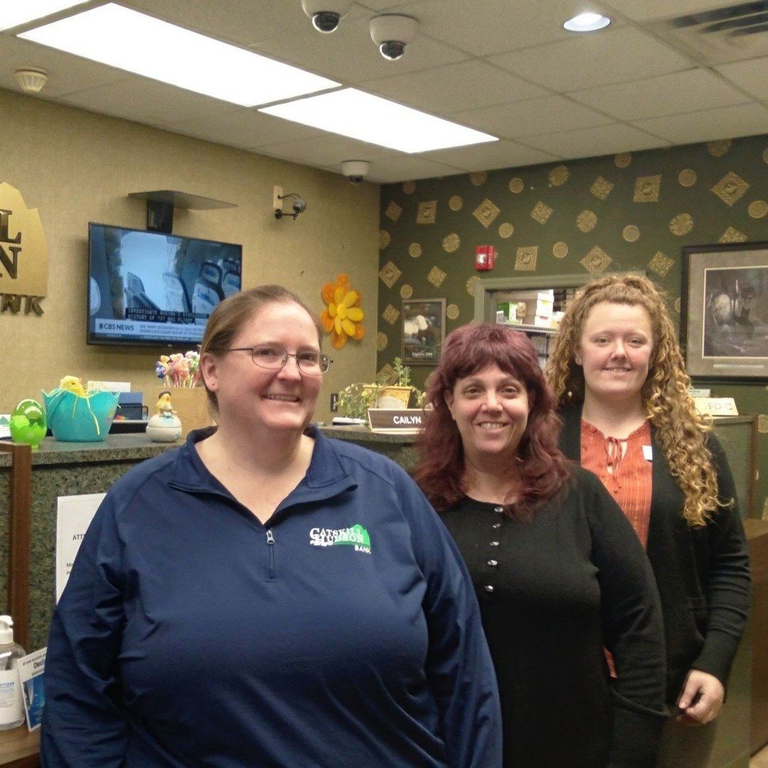 ✋️ Be sure to say hello to the gals (Debbi, Cailyn and Barbra) at the #NarrowsburgNY branch of Catskill Hudson Bank. Always there for your financial needs. ⁠
⁠
🏦 Whether you need commercial or residential banking, reach out to make an appointment (d