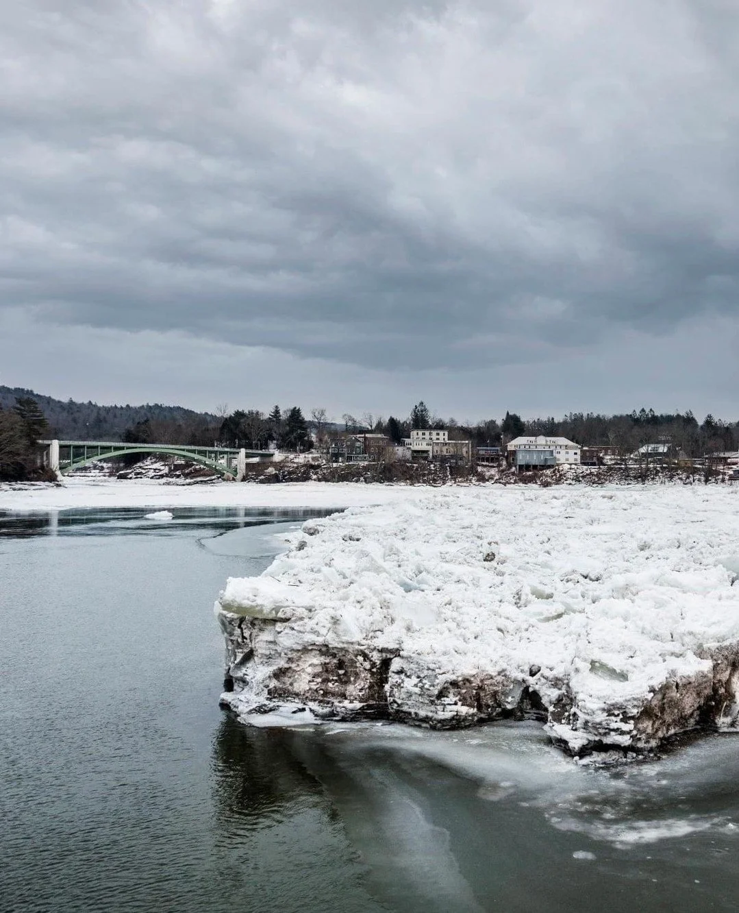 Early March in Narrowsburg - on the brink of the thaw. ☀️⁠
⁠
📷️ @jriffeyphotog⁠
⁠
#NarrowsburgNY
