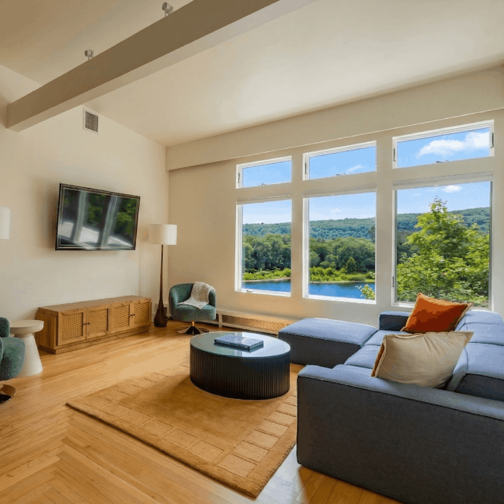 Living_Room_River_Penthouse Narrowsburg.png