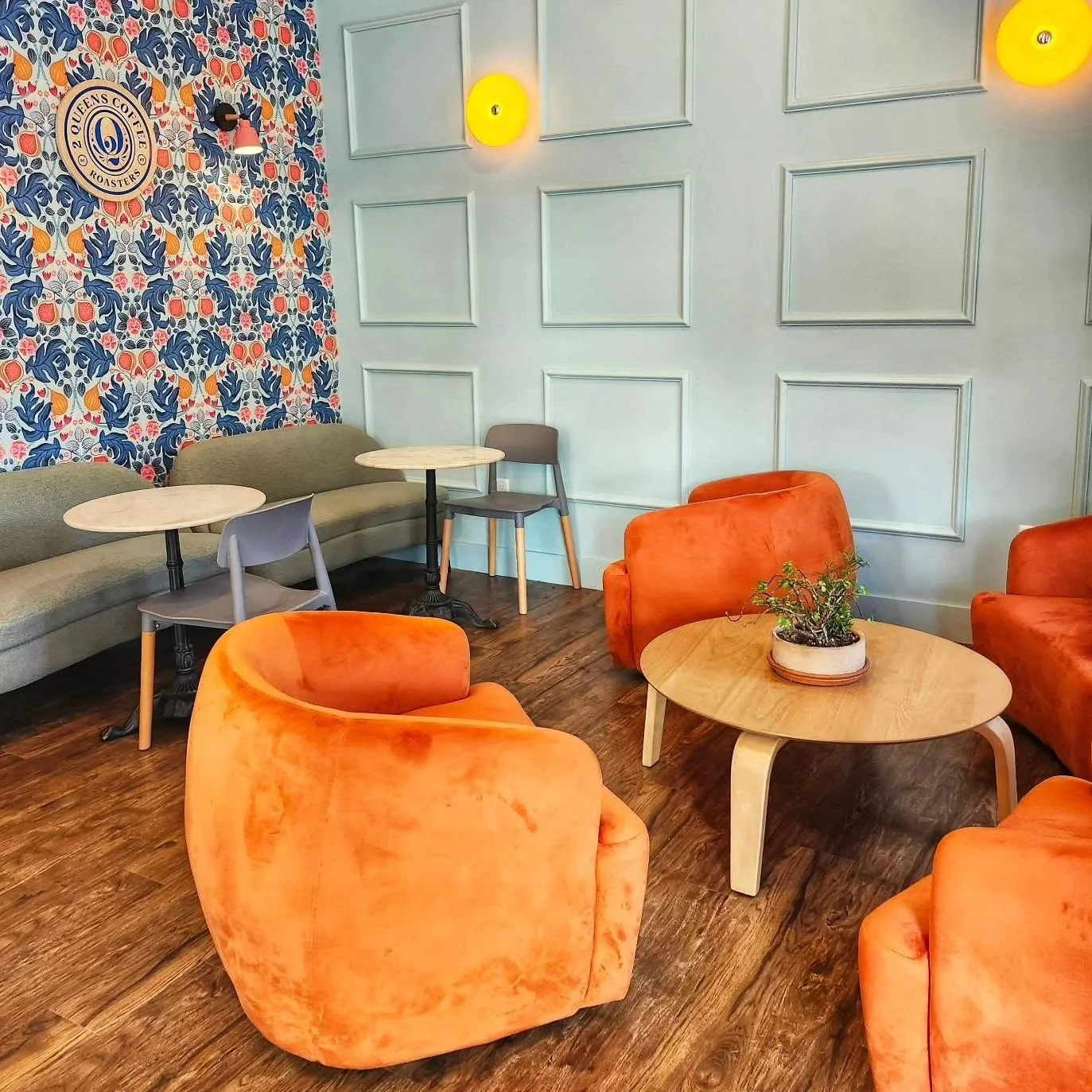 Two Queens Coffee Seats.jpeg