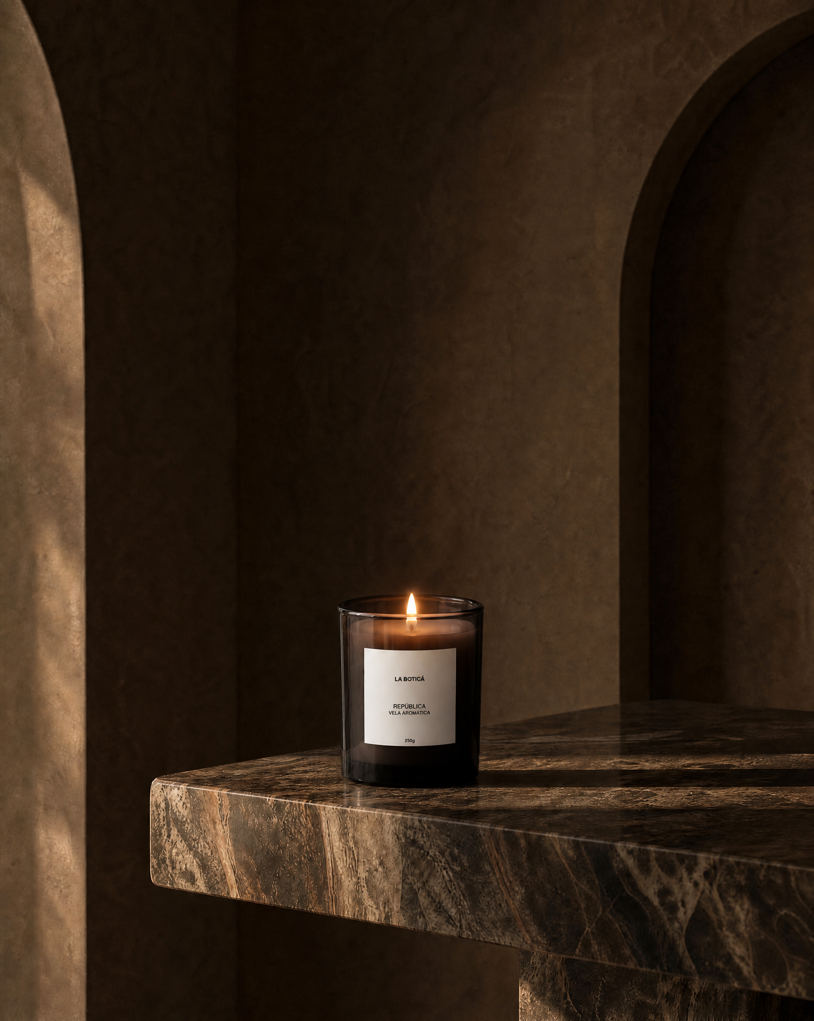 LaBotica_Republica_Candle_v1.png